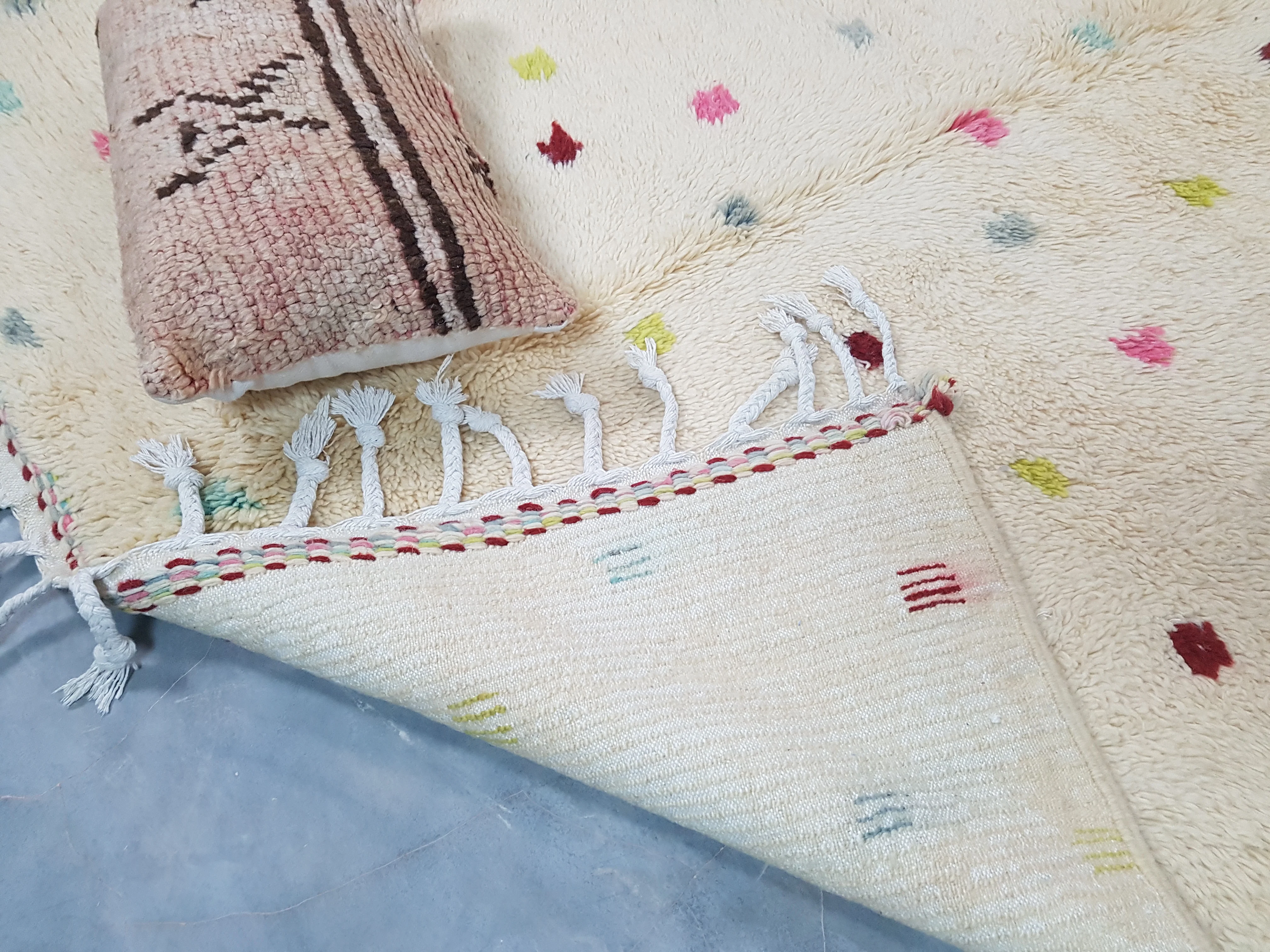 Handmade Azilal Rug, 230 x 150 cm || 7,55 x 4,92 feet, AZ-118 - Image 8