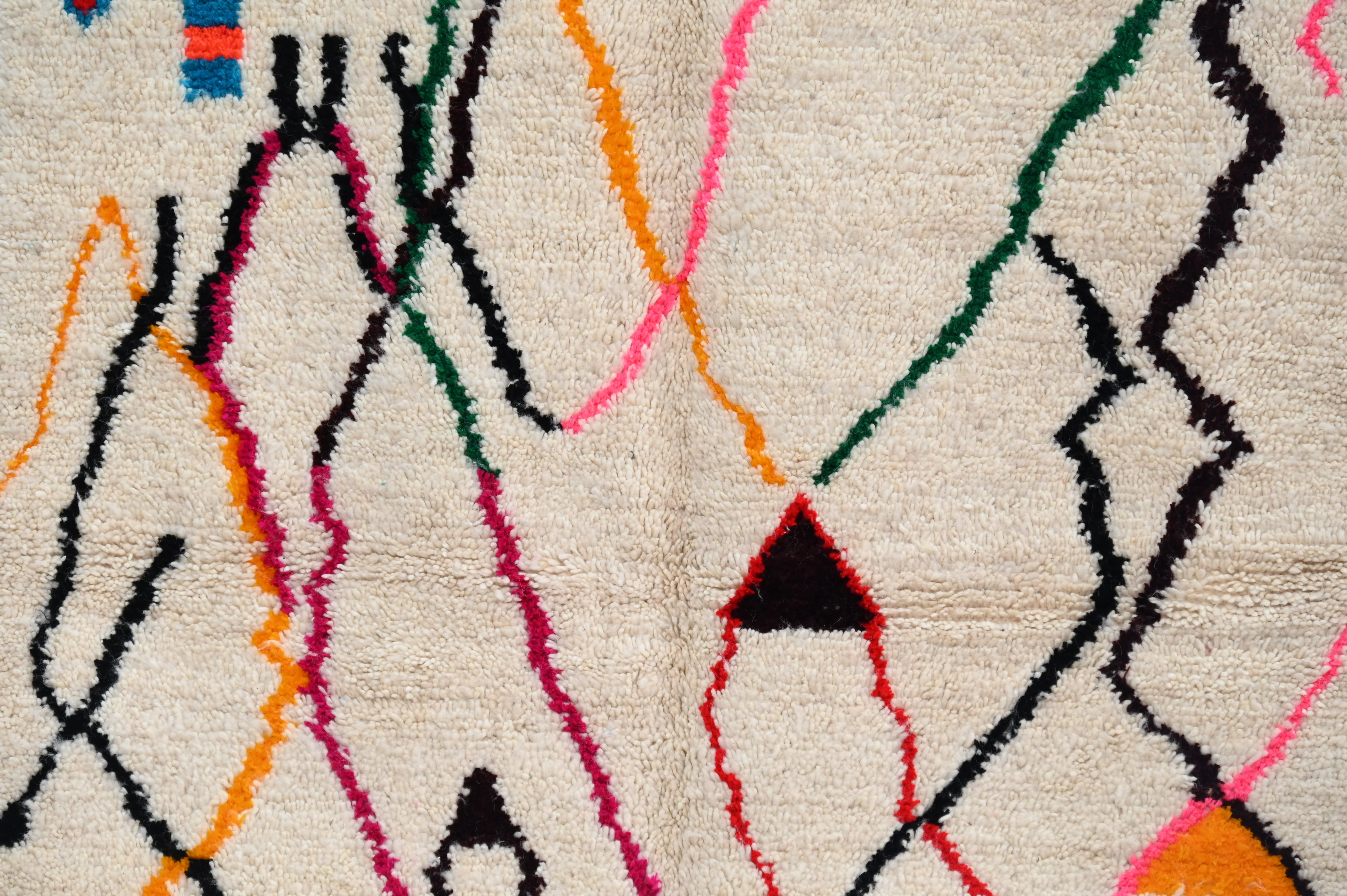 Handmade Azilal Rug, 230 x 150 cm, AZO-486 - Image 2