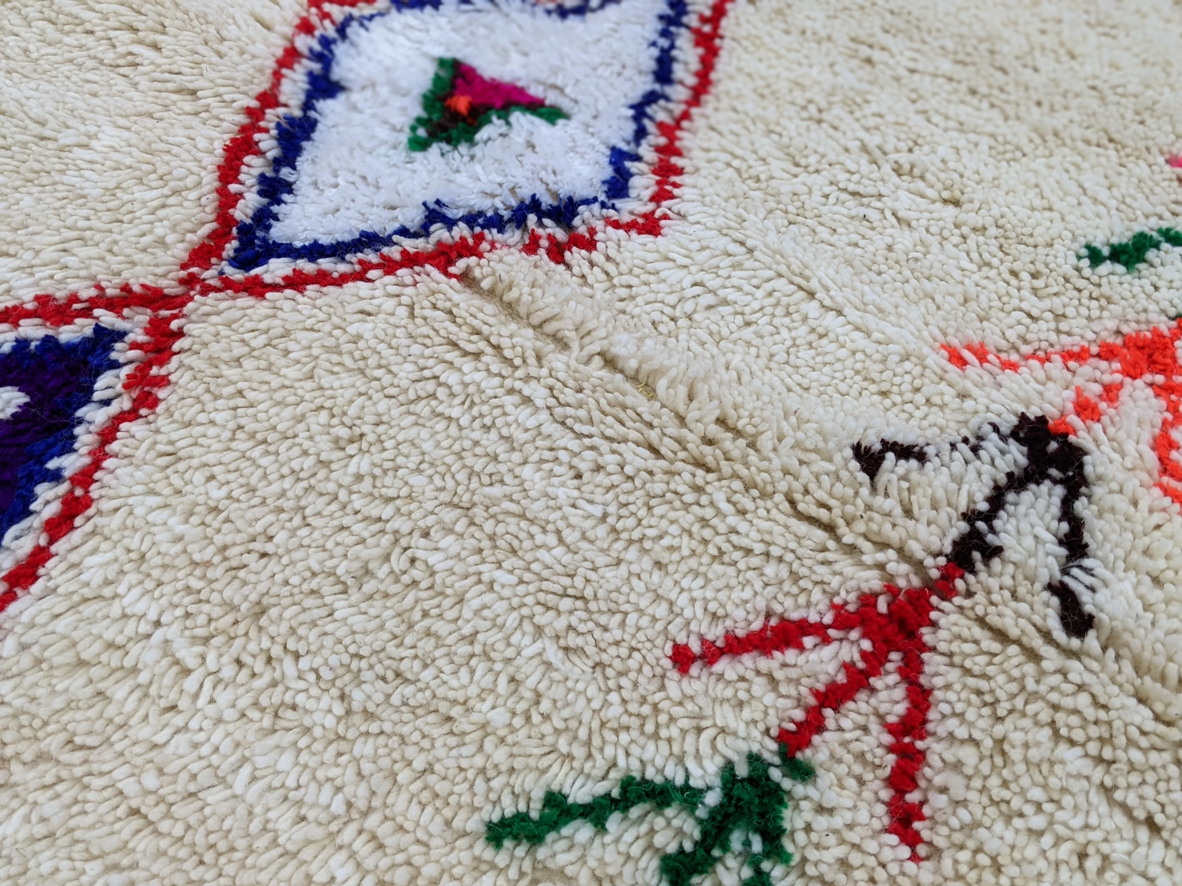 Handmade Azilal Rug, 231 x 150 cm, AZO-419 - Image 5
