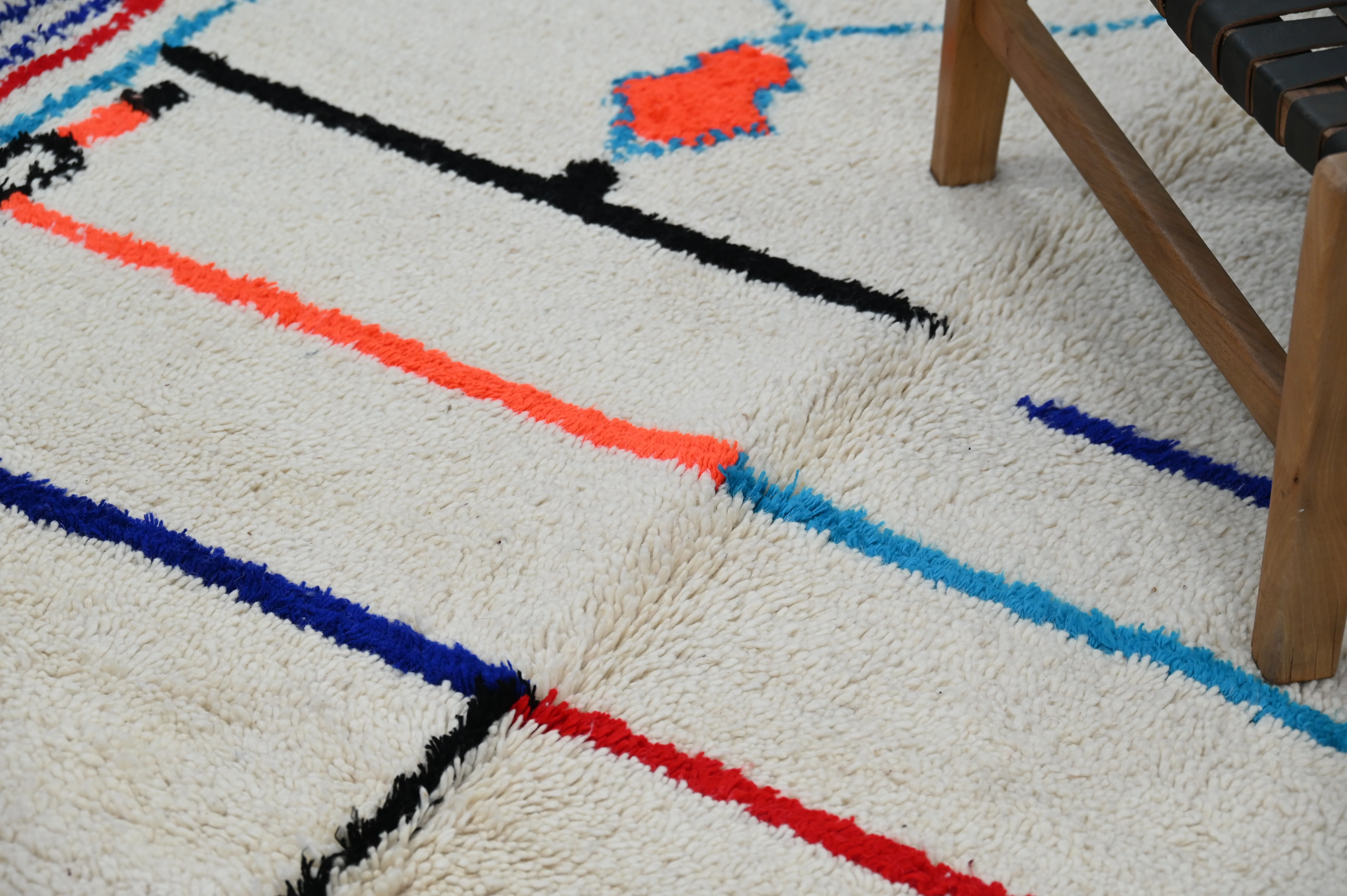Handmade Azilal Rug, 235 x 160 cm, AZO-625 - Image 7