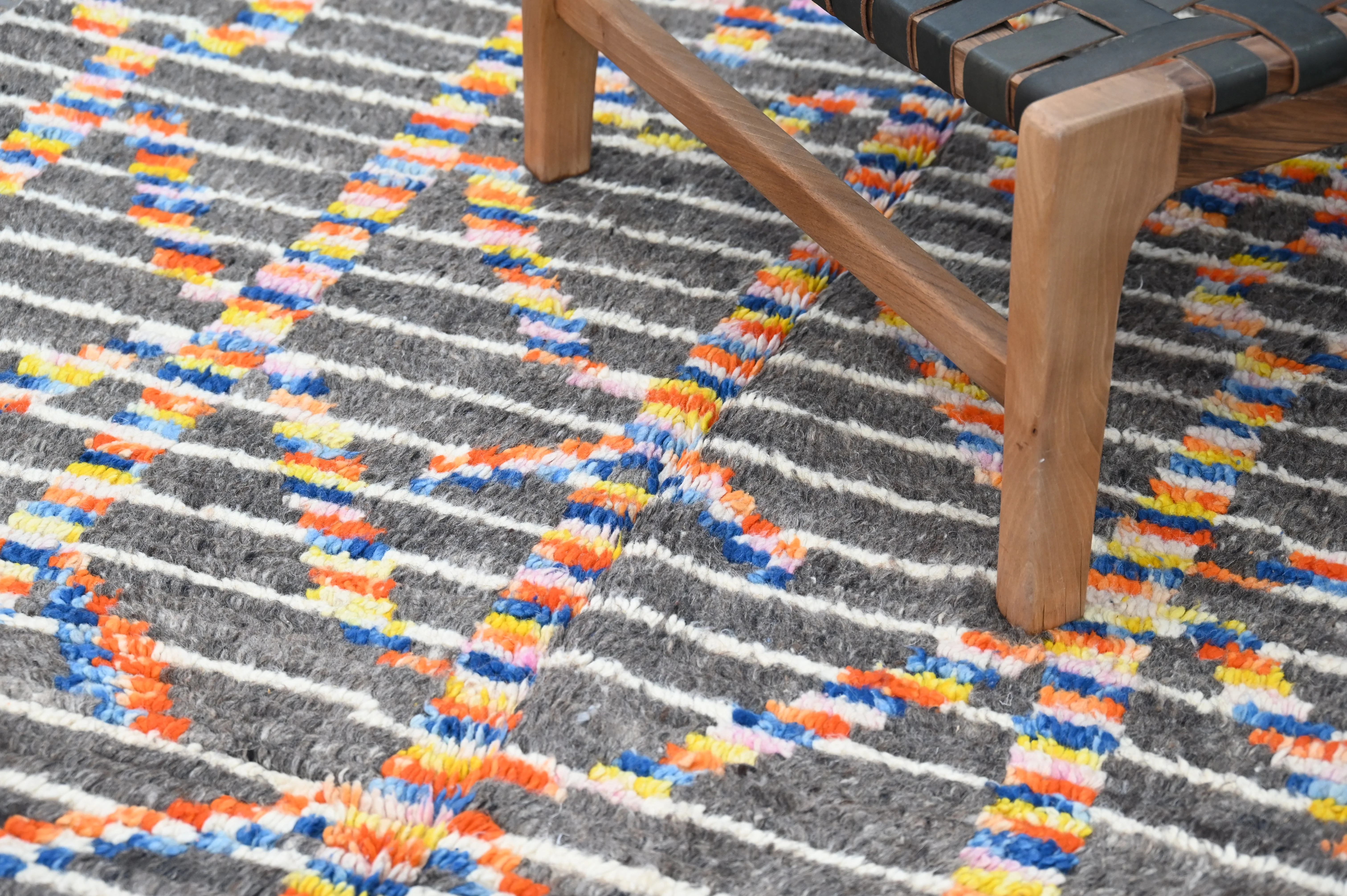 Handmade Azilal Rug, 240 x 135 cm, AZO-634 - Image 2