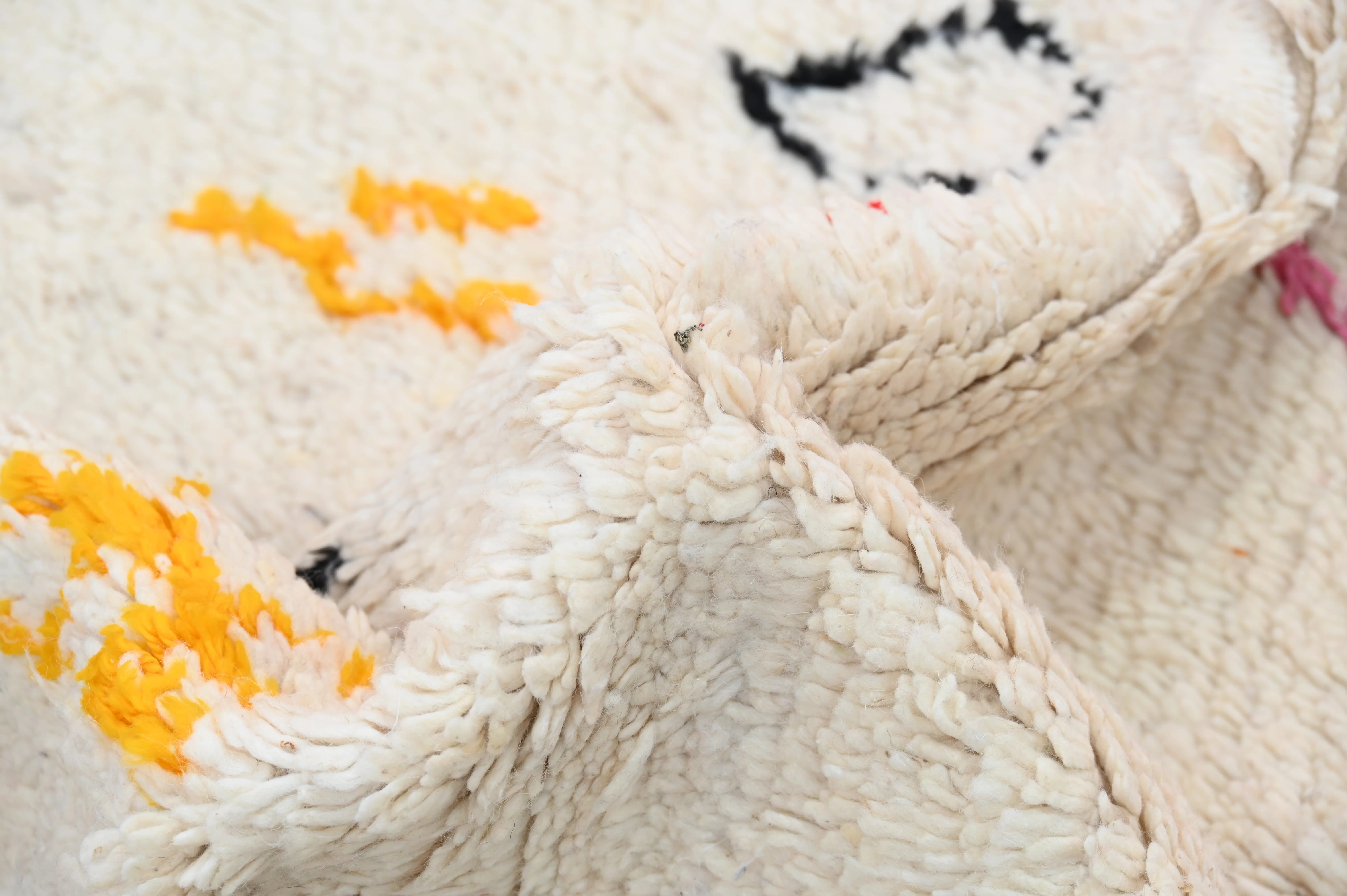 Handmade Azilal Rug, 240 x 145 cm, AZO-572 - Image 7