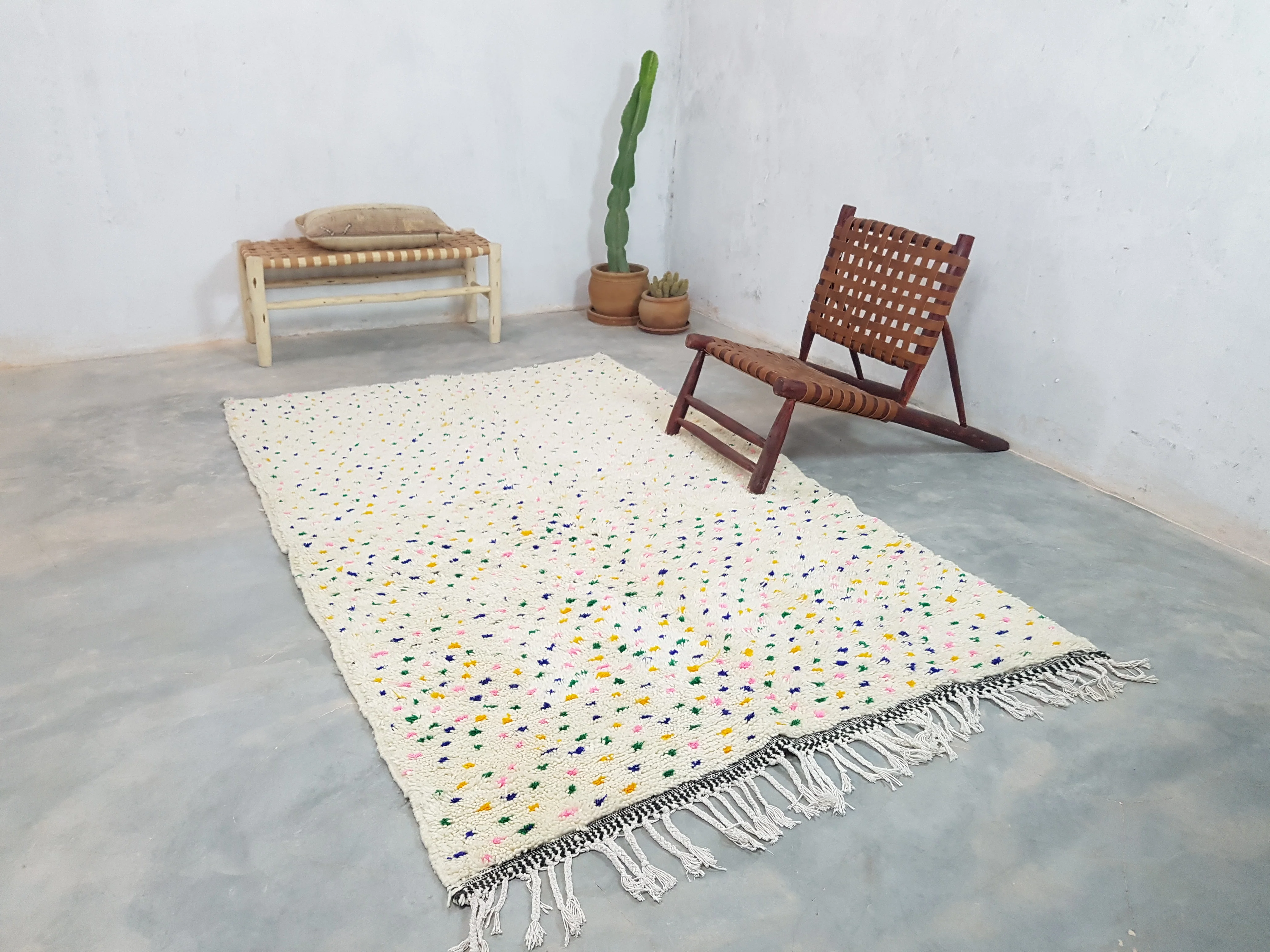 Handmade Azilal Rug, 240 x 150 cm || 7,87 x 4,92 feet,  AZ-136 - Image 7