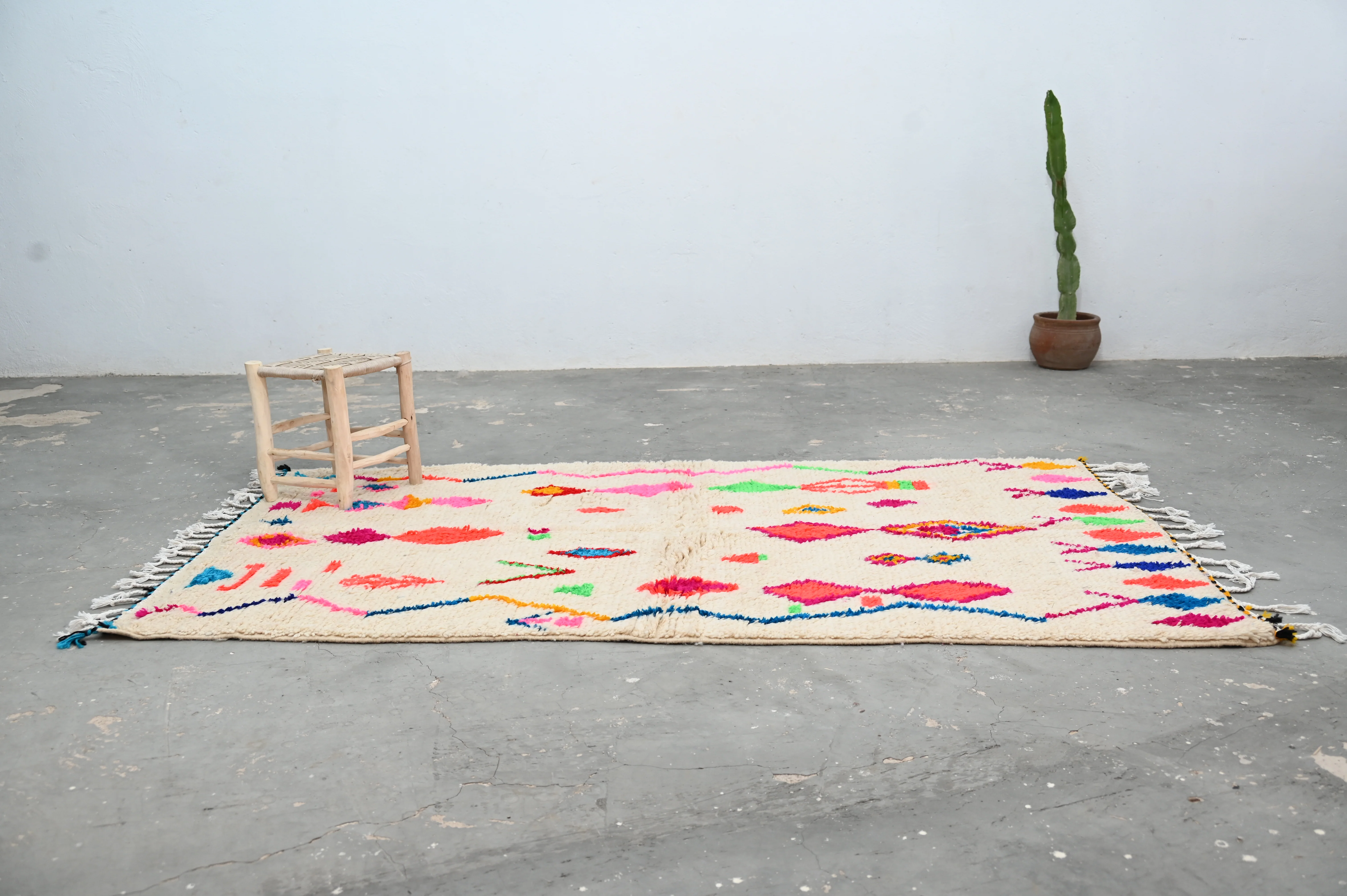 Handmade Azilal Rug, 245 x 145 cm, AZO-400 - Image 2