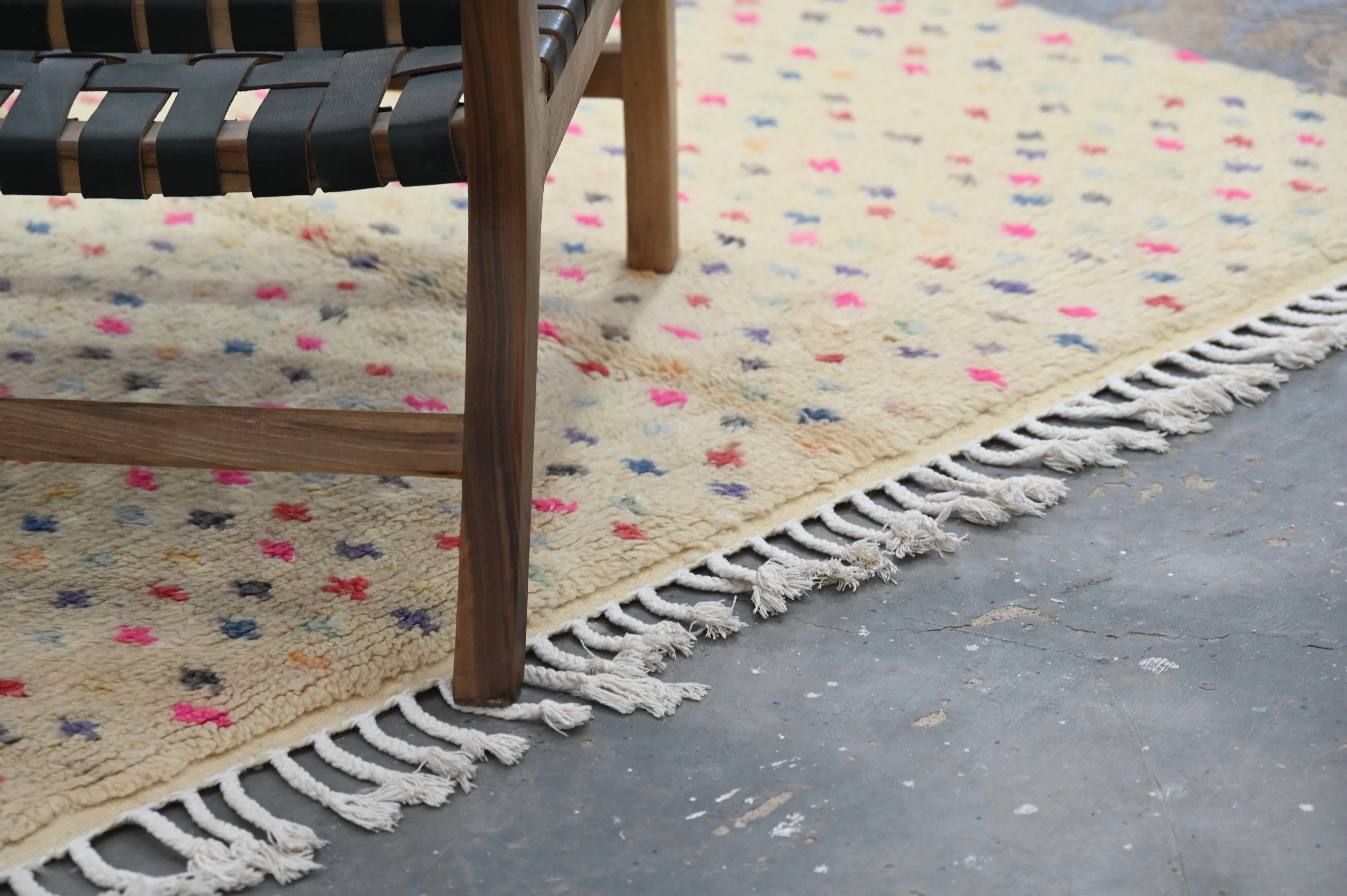 Handmade Azilal Rug, 245 x 150 cm, AZO-621 - Image 4