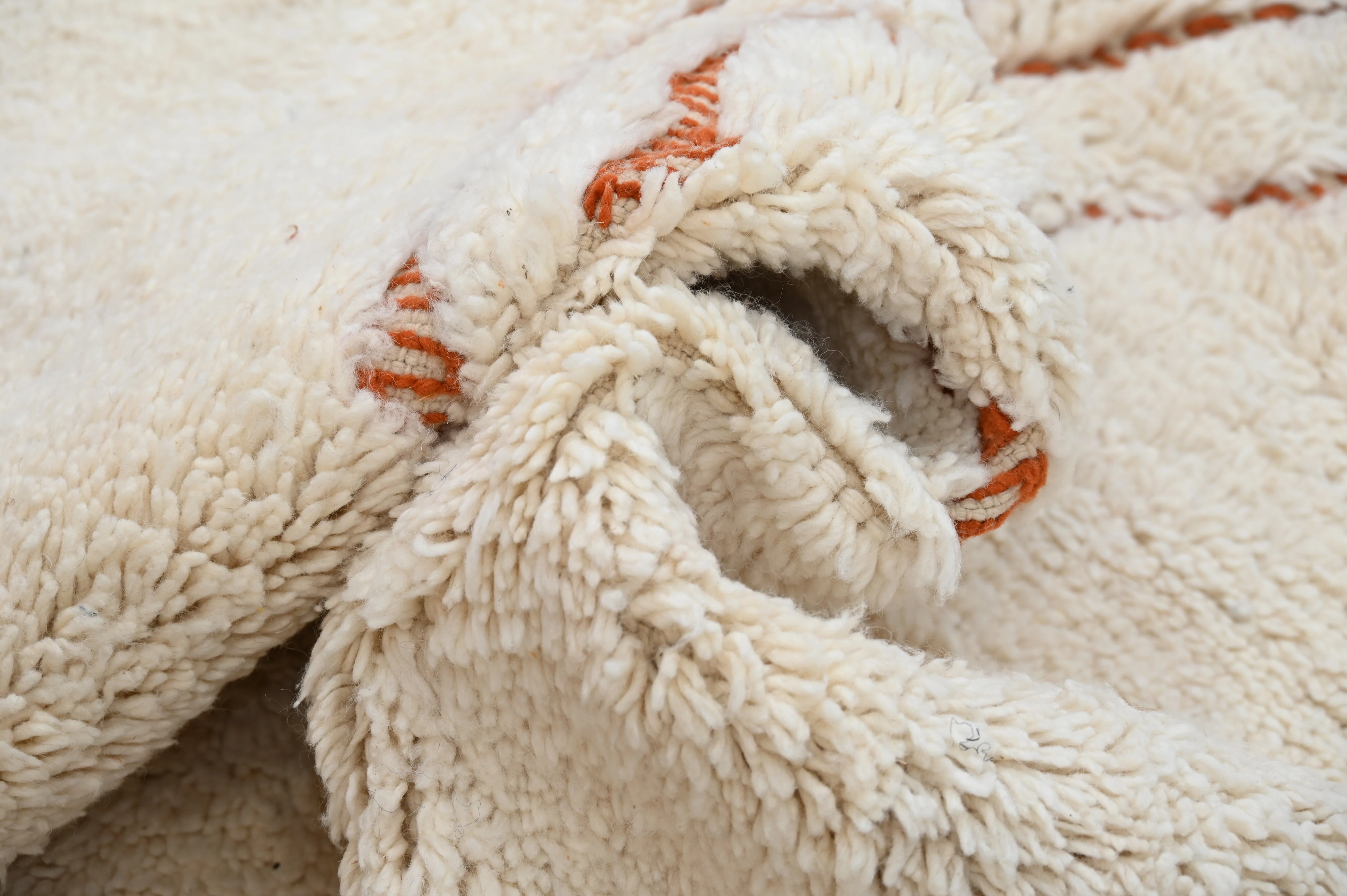Handmade Azilal Rug, 245 x 165 cm, AZO-775 - Image 7
