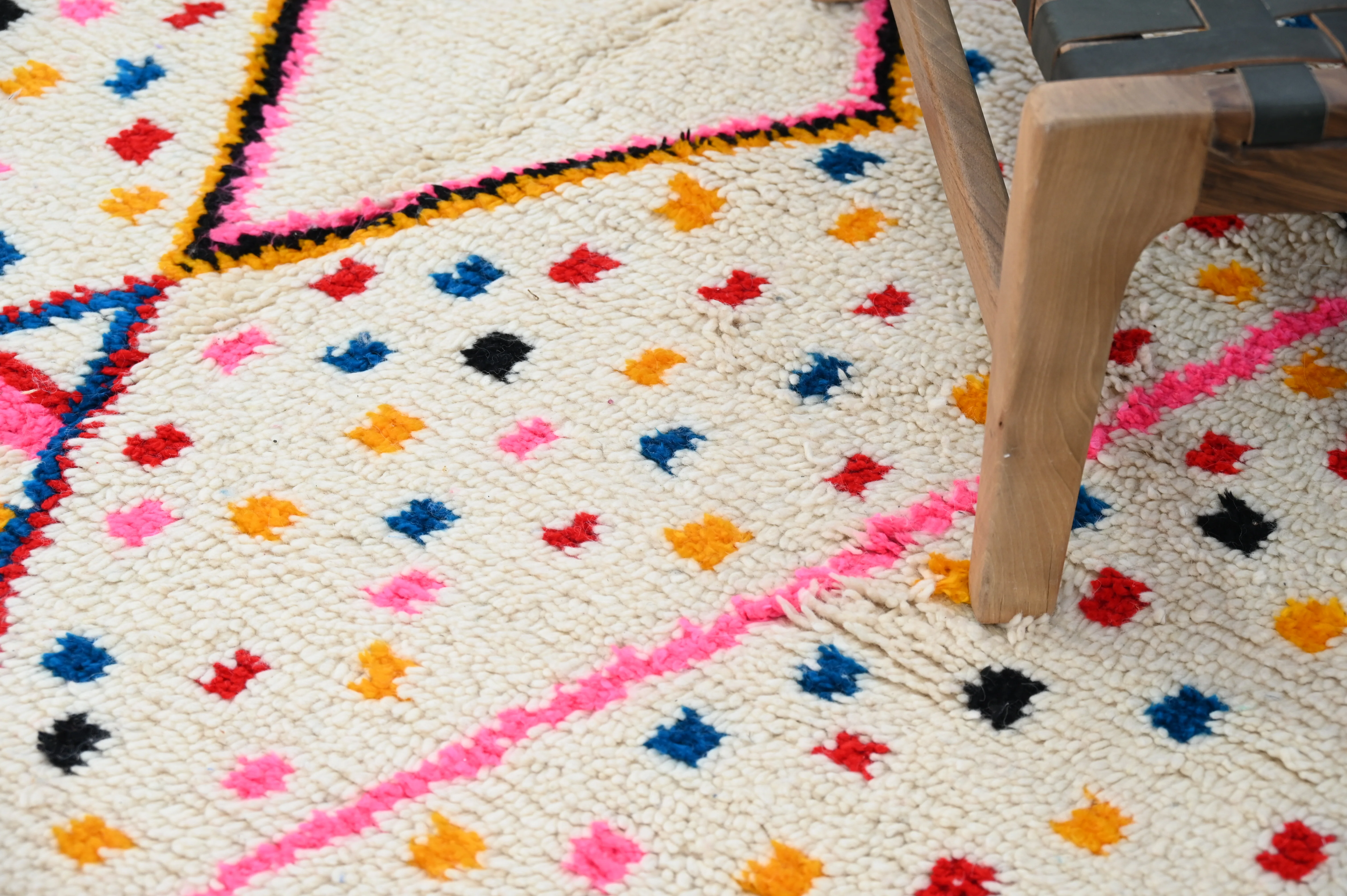 Handmade Azilal Rug, 250 x 150 cm, AZO-558 - Image 2