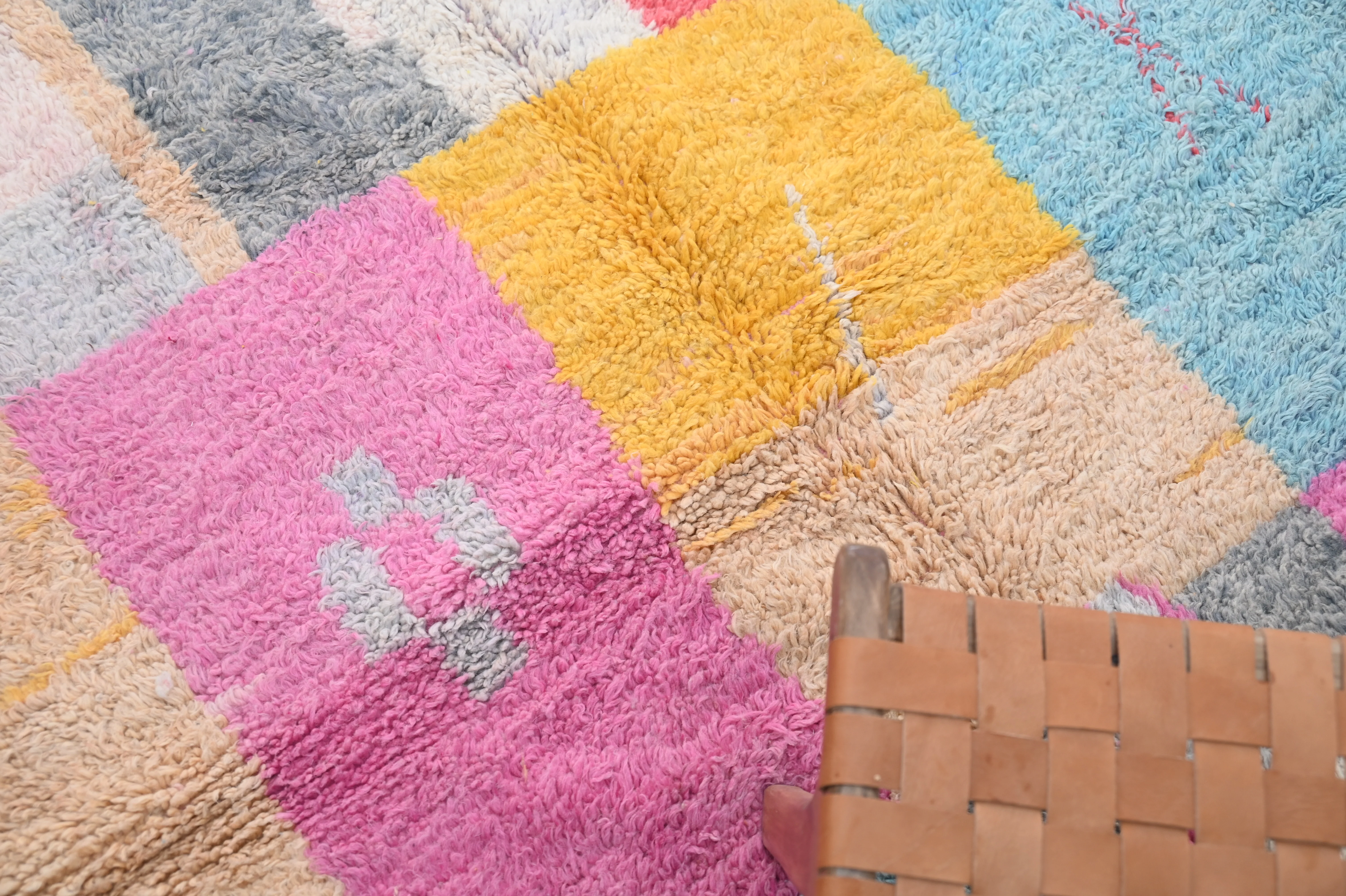 Handmade Azilal Rug, 250 x 150 cm, AZO-699 - Image 3