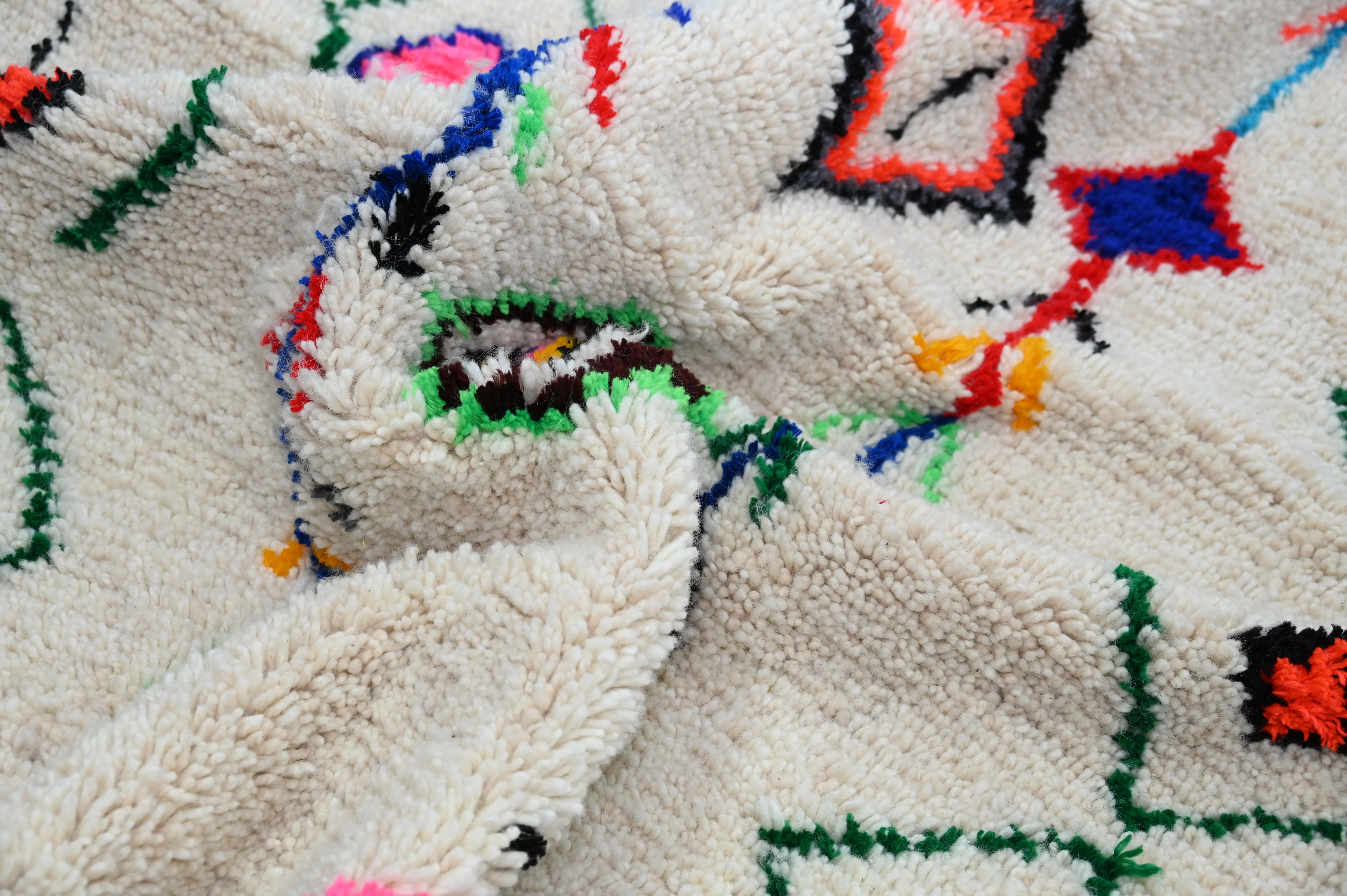 Handmade Azilal Rug, 253 x 154 cm, AZO-418 - Image 3