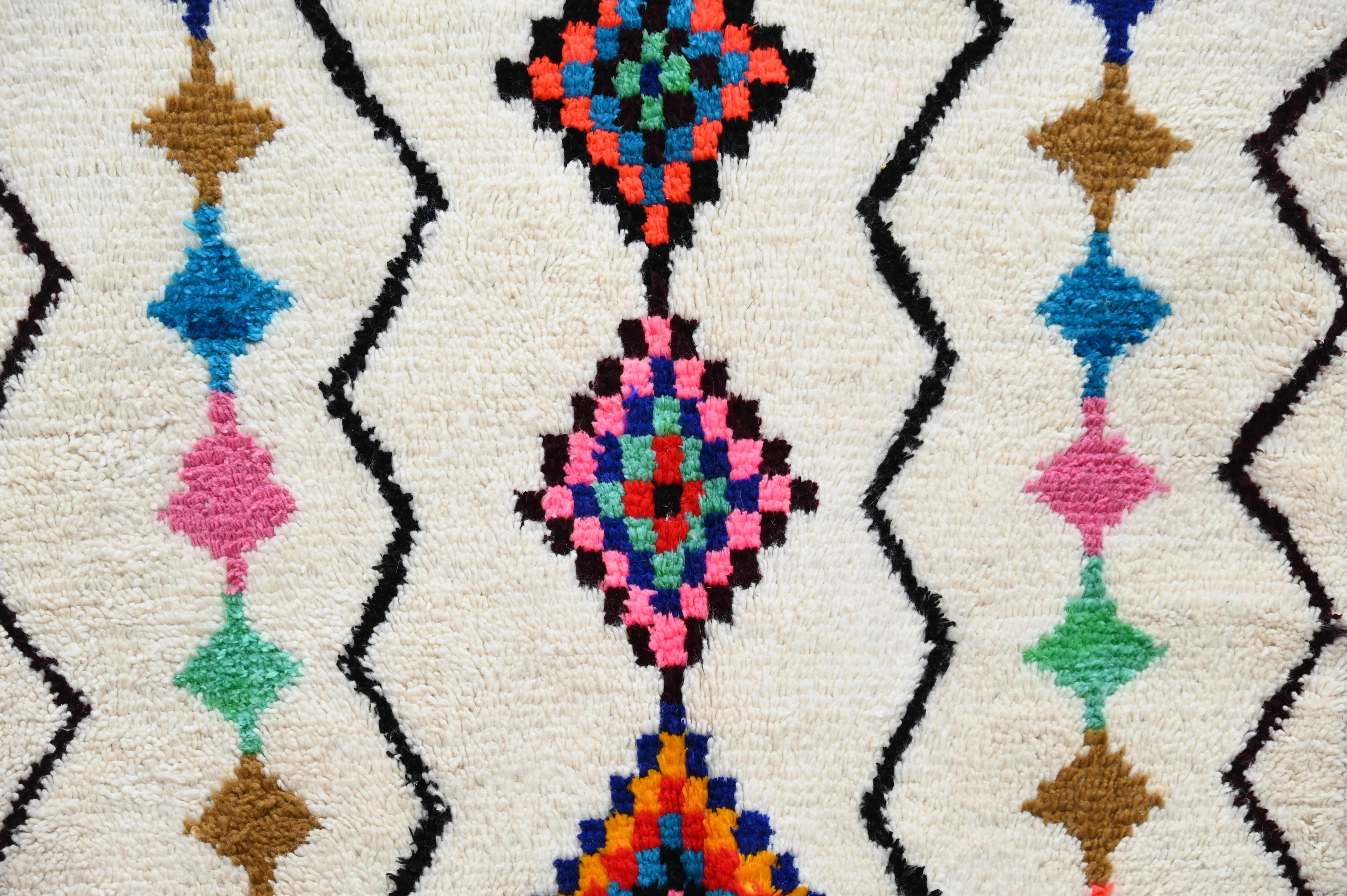 Handmade Azilal Rug, 255 x 144 cm, AZD-403 - Image 5