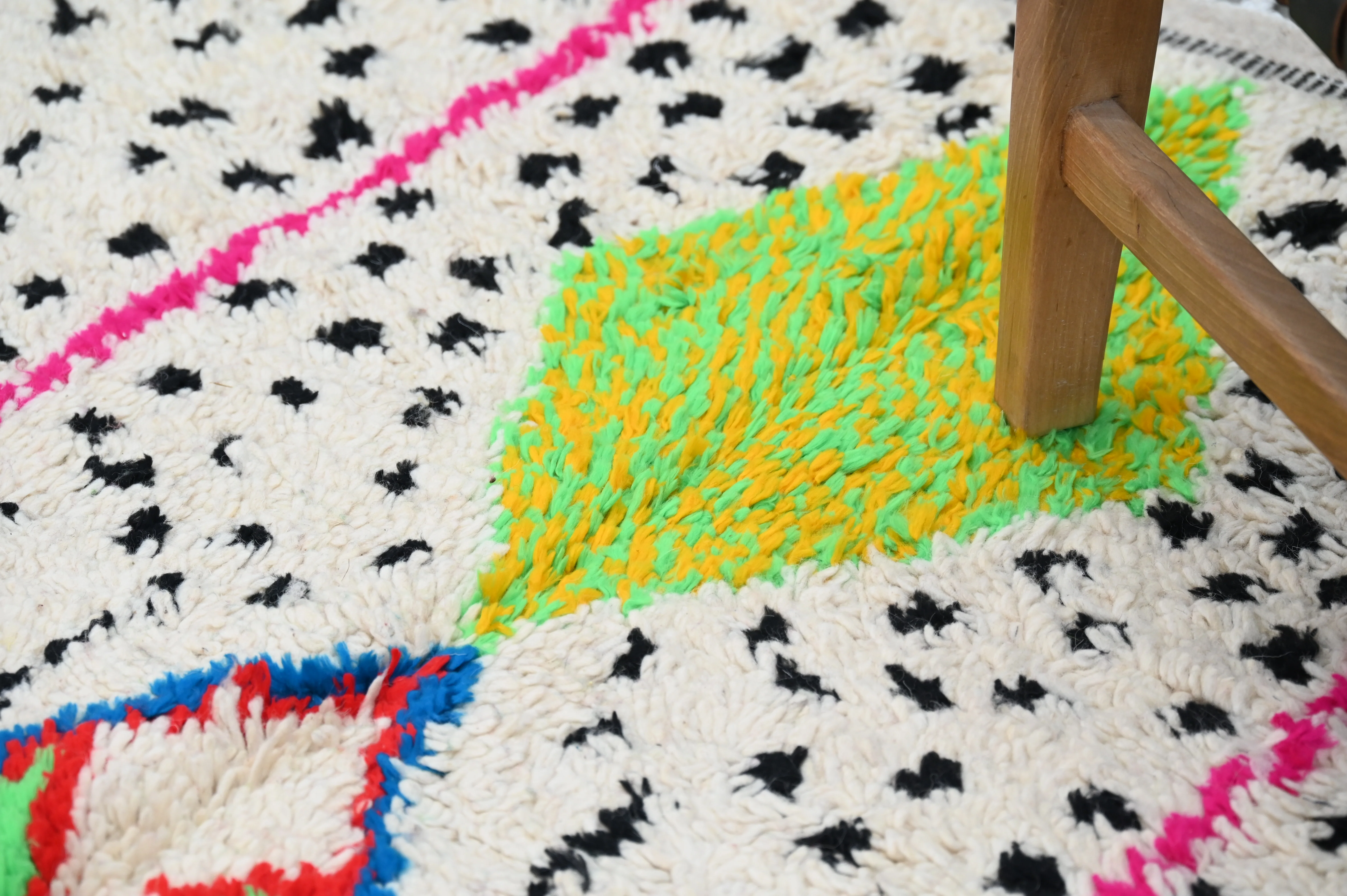 Handmade Azilal Rug, 255 x 145 cm, AZO-564 - Image 2