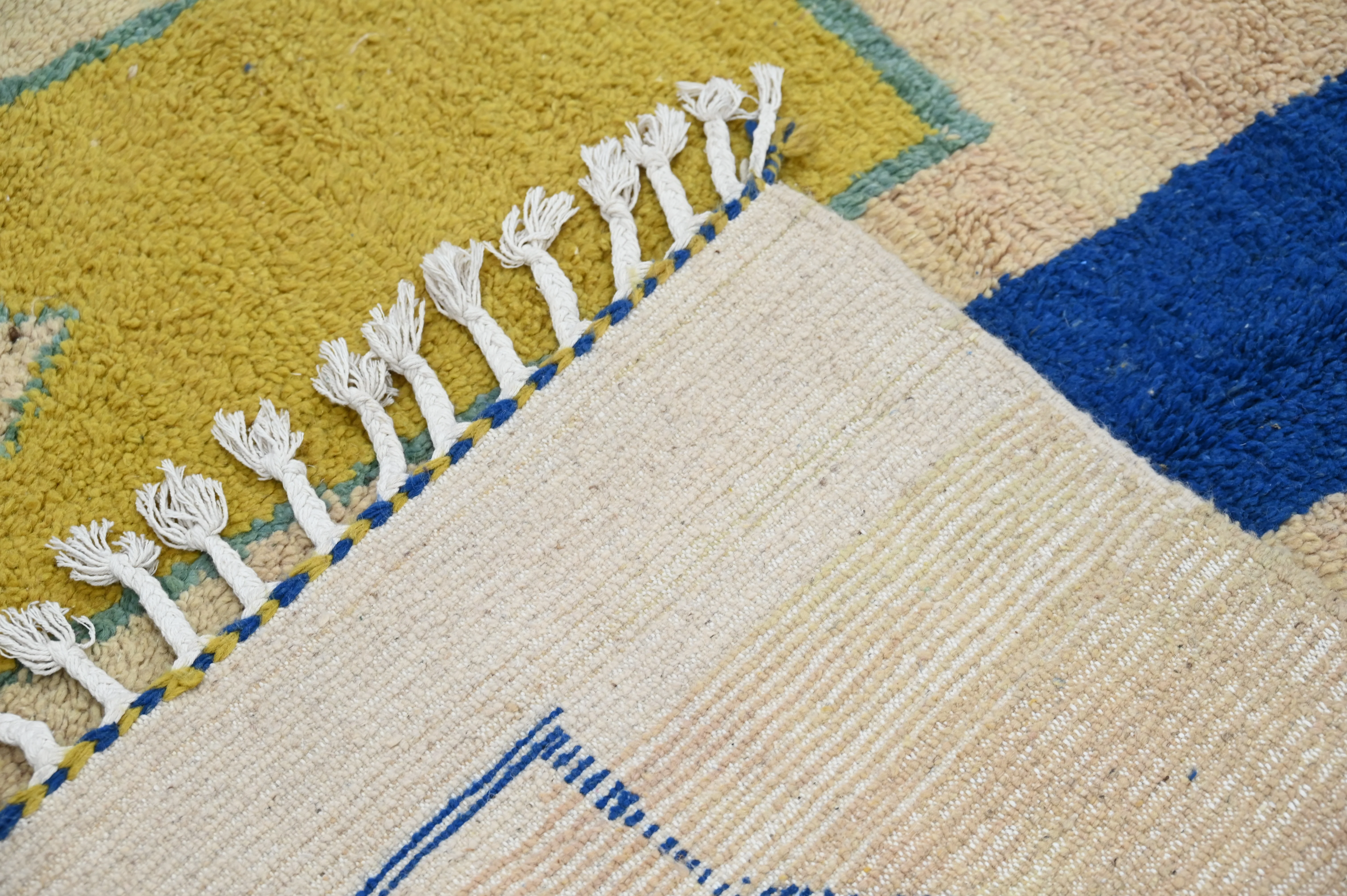 Handmade Azilal Rug, 255 x 150 cm, AZO-627 - Image 5