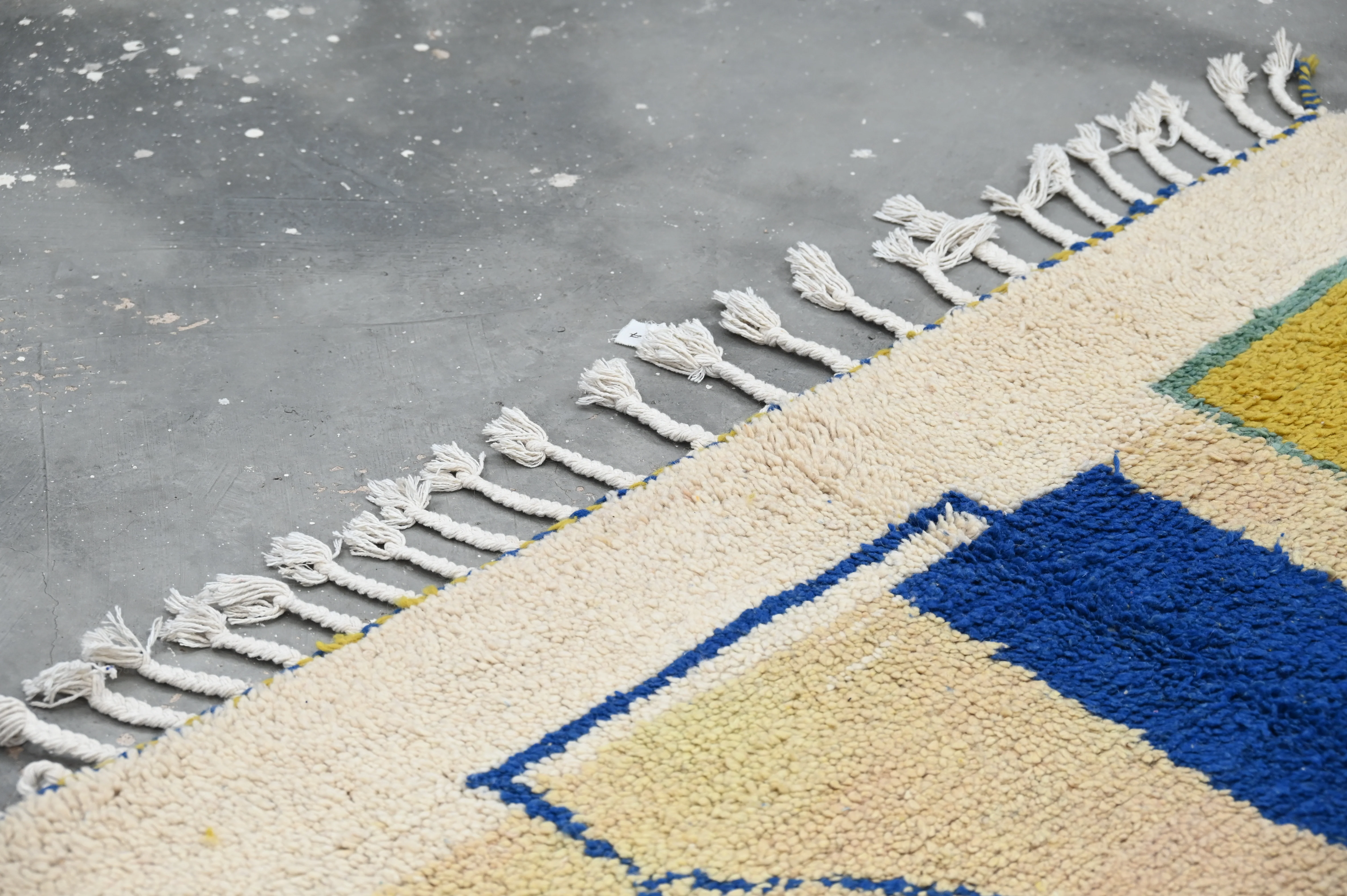 Handmade Azilal Rug, 255 x 150 cm, AZO-627 - Image 7
