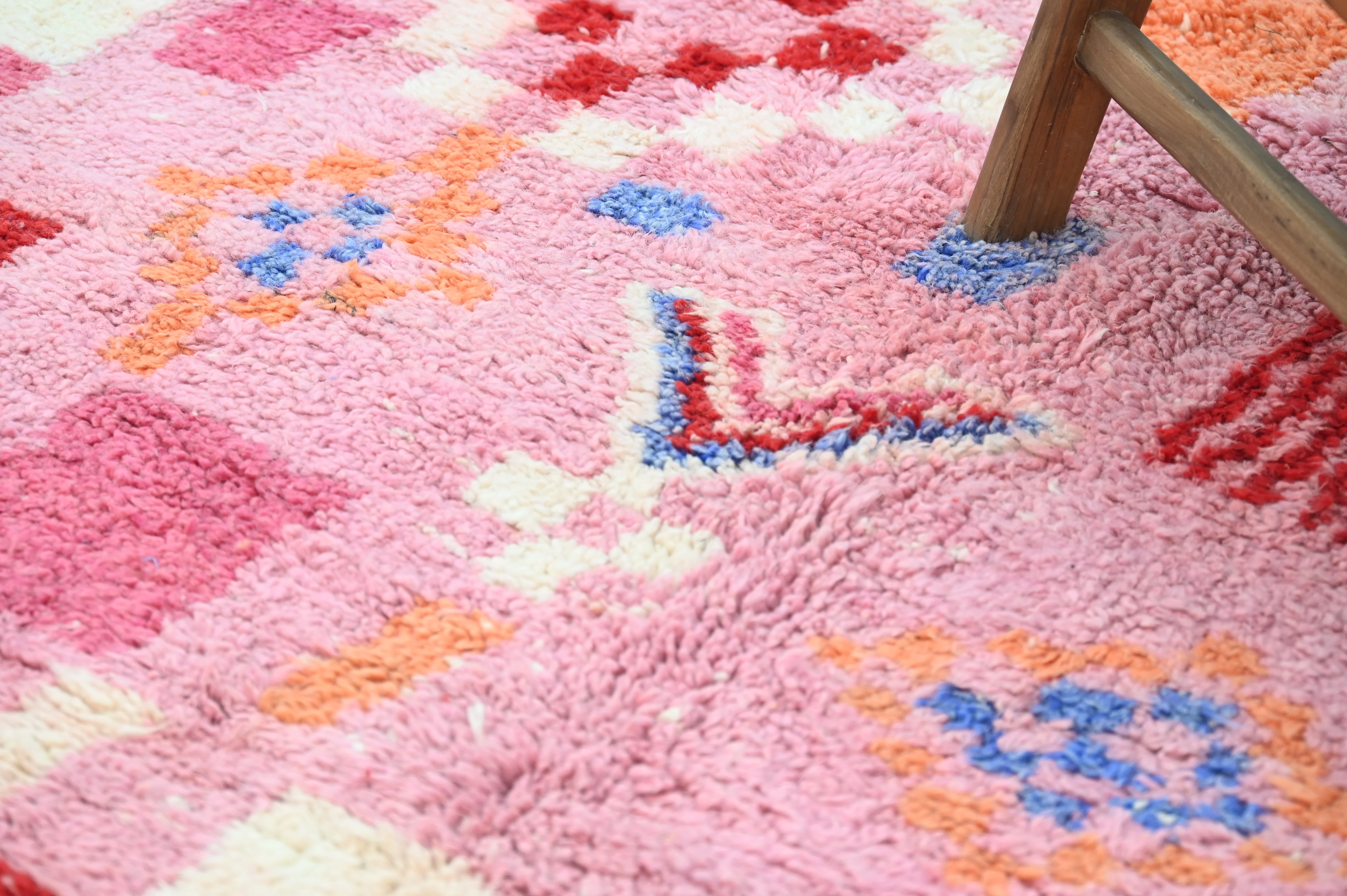 Handmade Azilal Rug, 255 x 155 cm, AZO-706 - Image 3