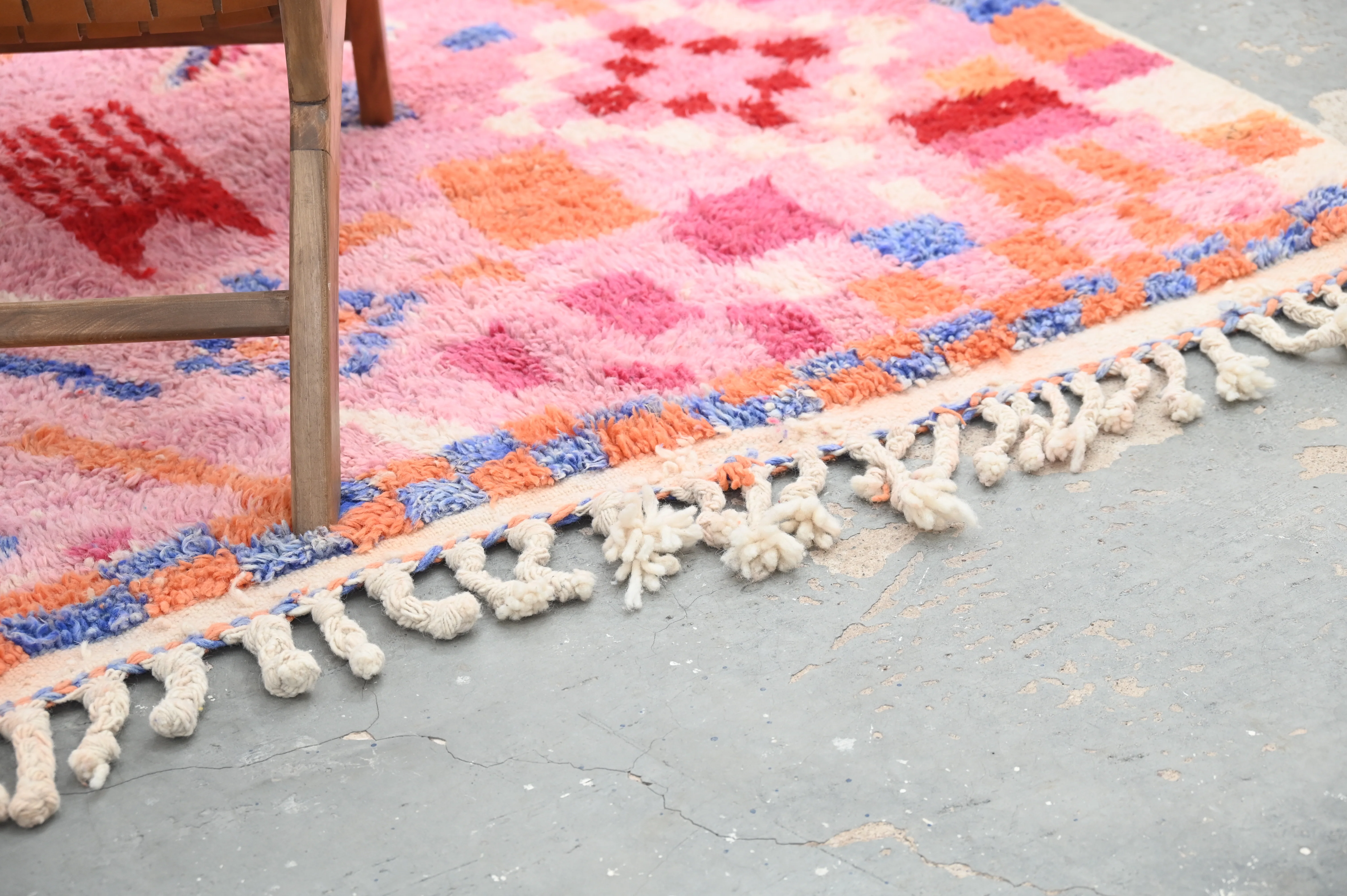 Handmade Azilal Rug, 255 x 155 cm, AZO-706 - Image 4