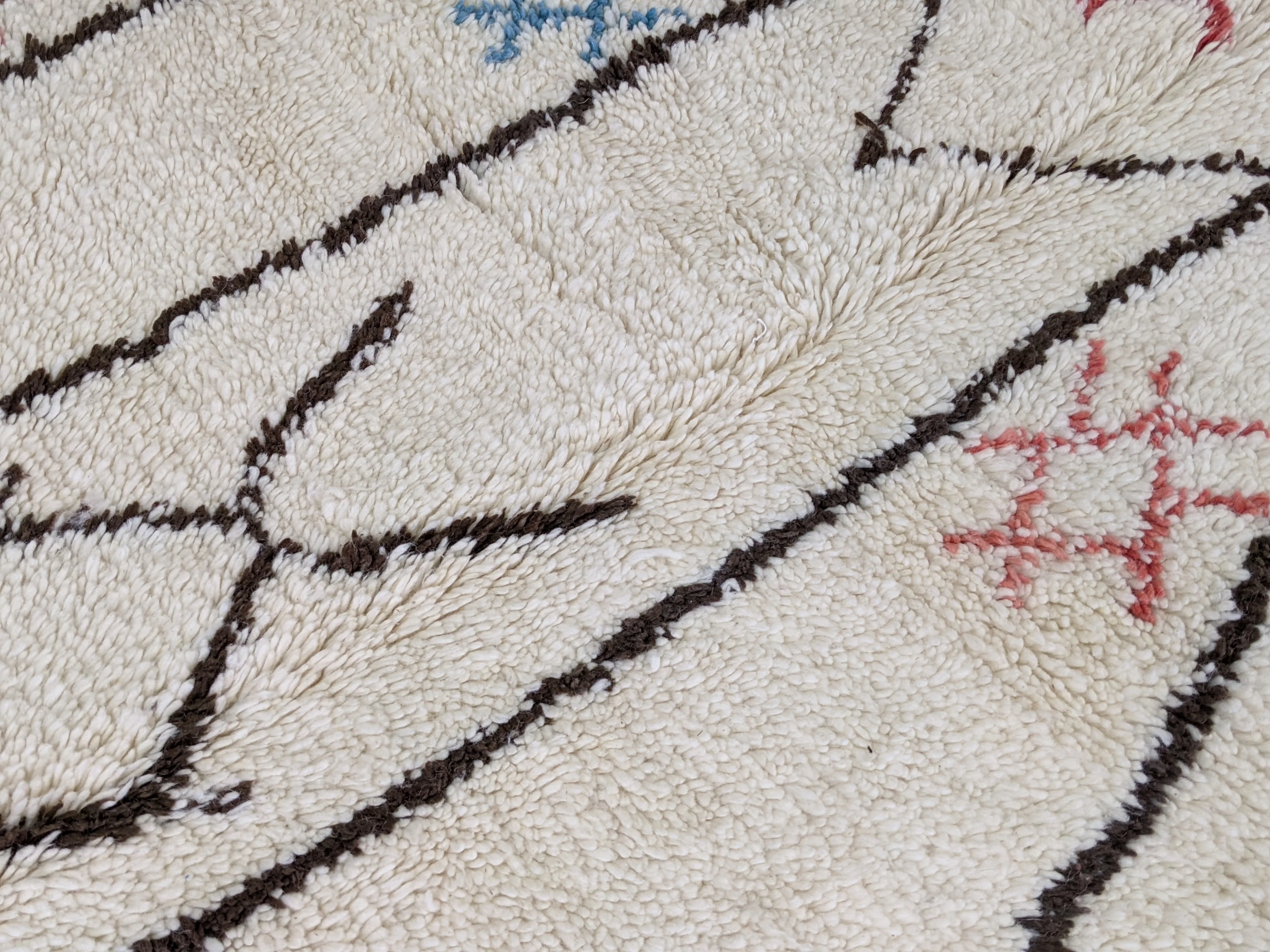 Handmade Azilal Rug, 255 x 165 cm, AZO-178 - Image 4