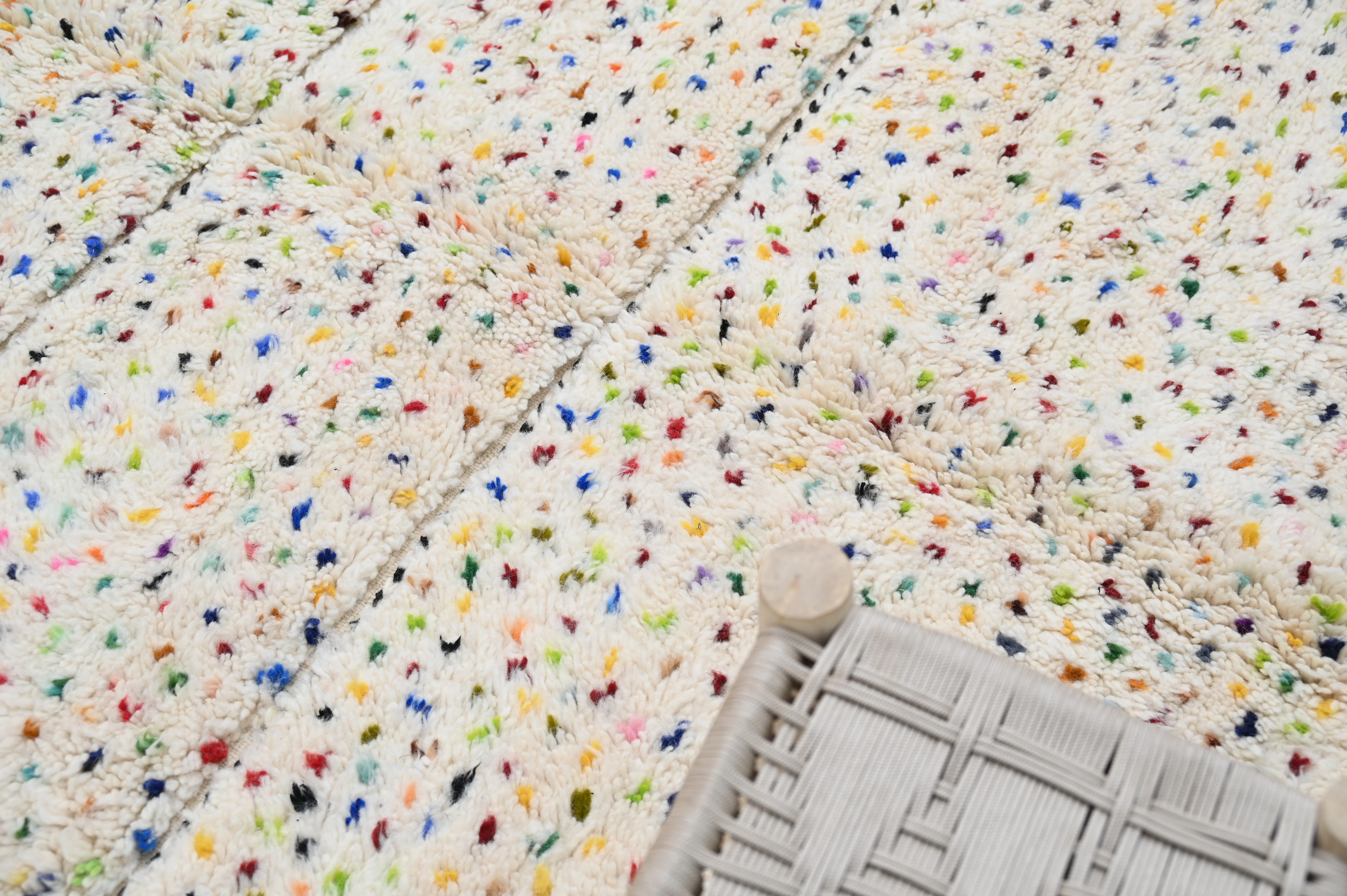 Handmade Azilal Rug, 255 x 170 cm, AZO-770 - Image 3