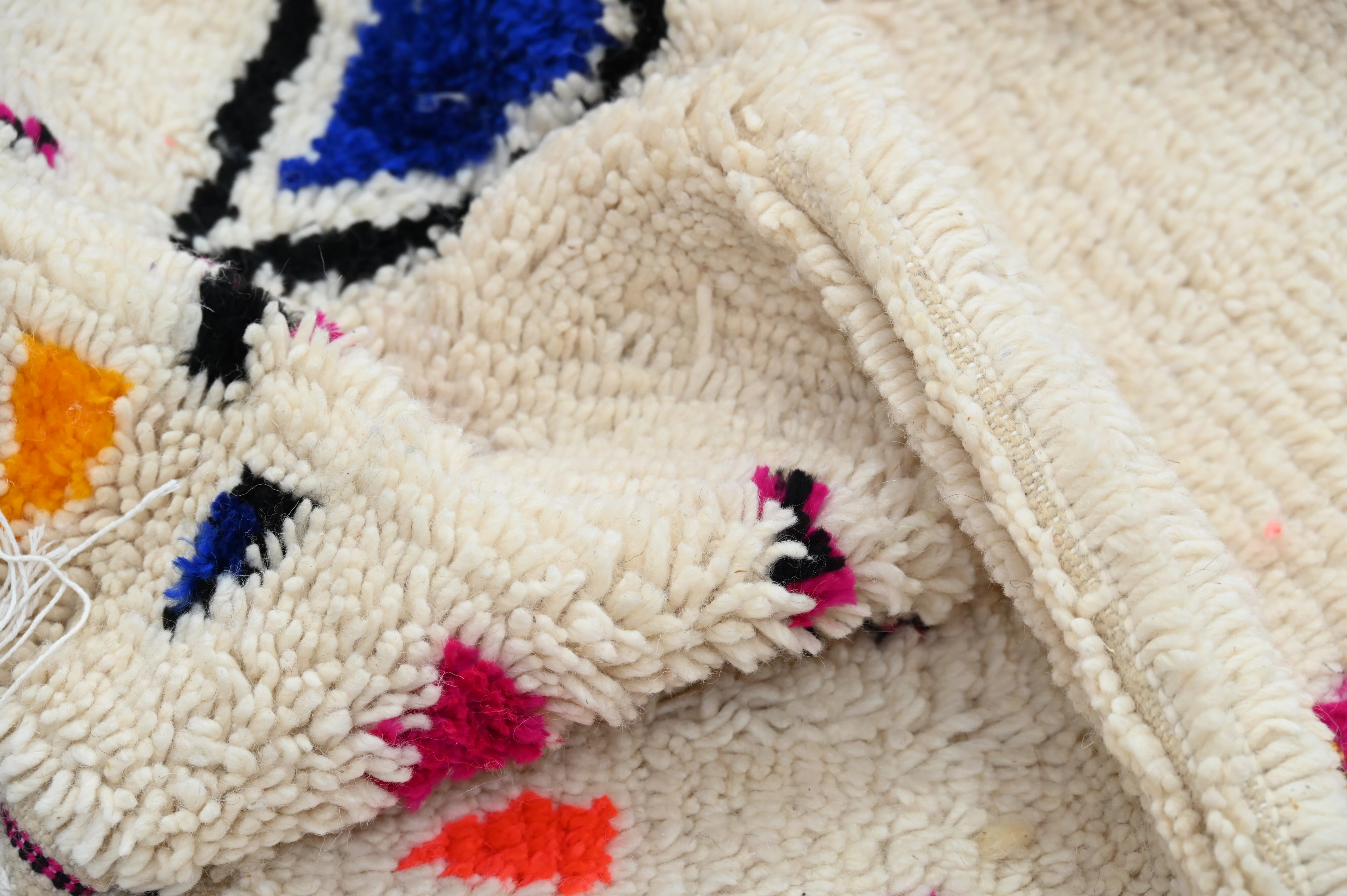 Handmade Azilal Rug, 260 x 150 cm, AZO-528 - Image 2