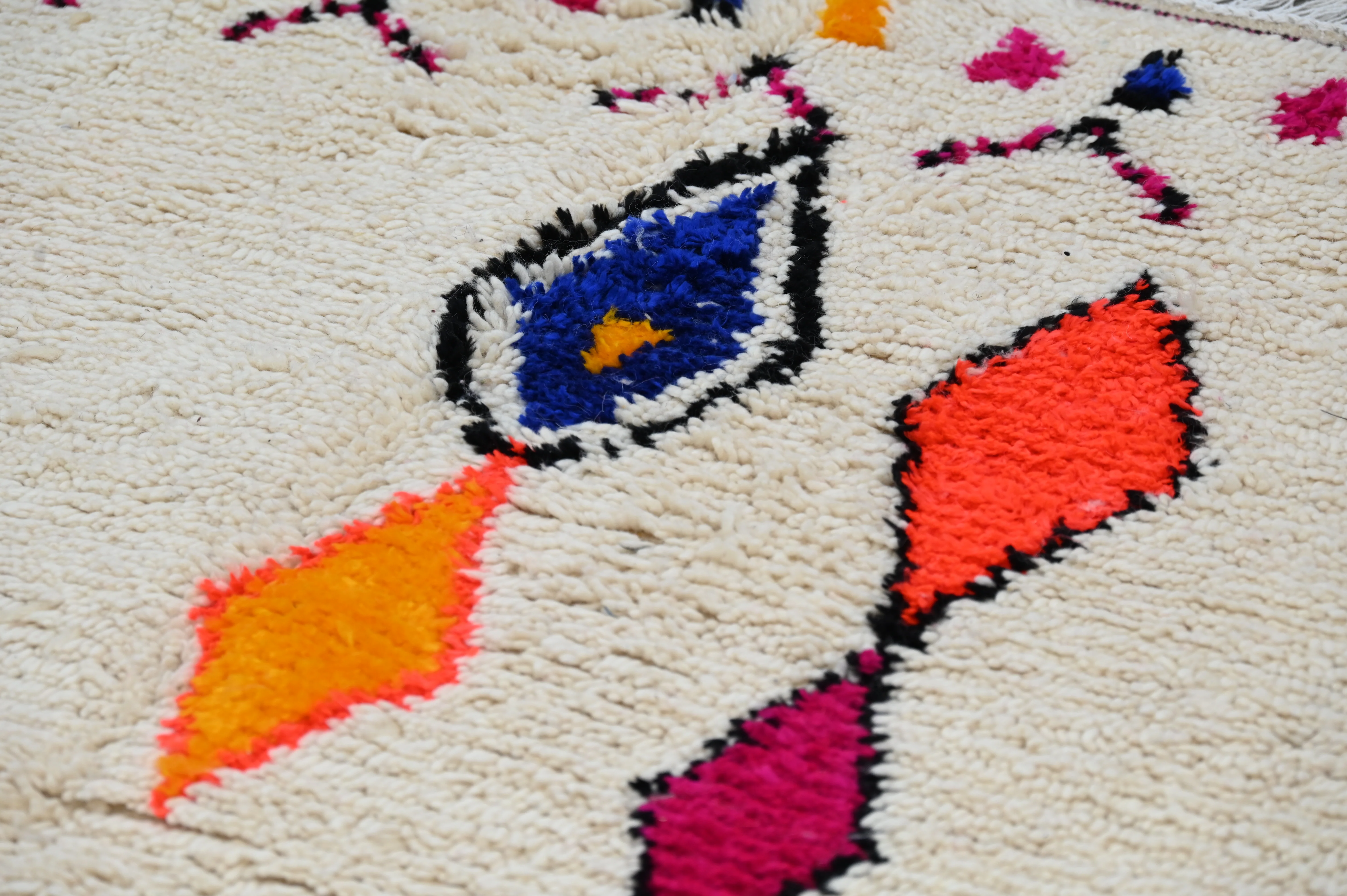 Handmade Azilal Rug, 260 x 150 cm, AZO-528 - Image 6