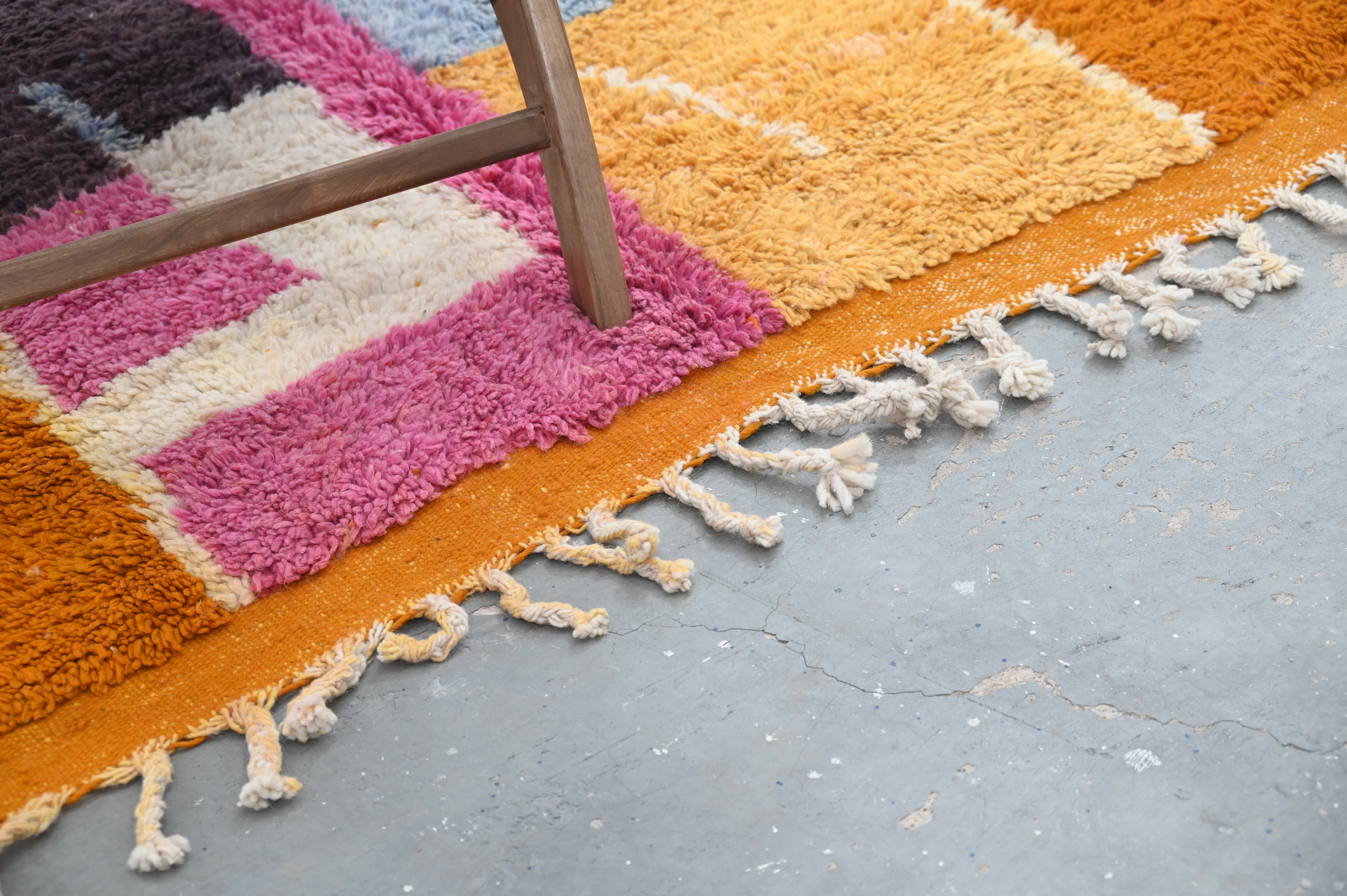 Handmade Azilal Rug, 260 x 155 cm, AZO-710 - Image 3