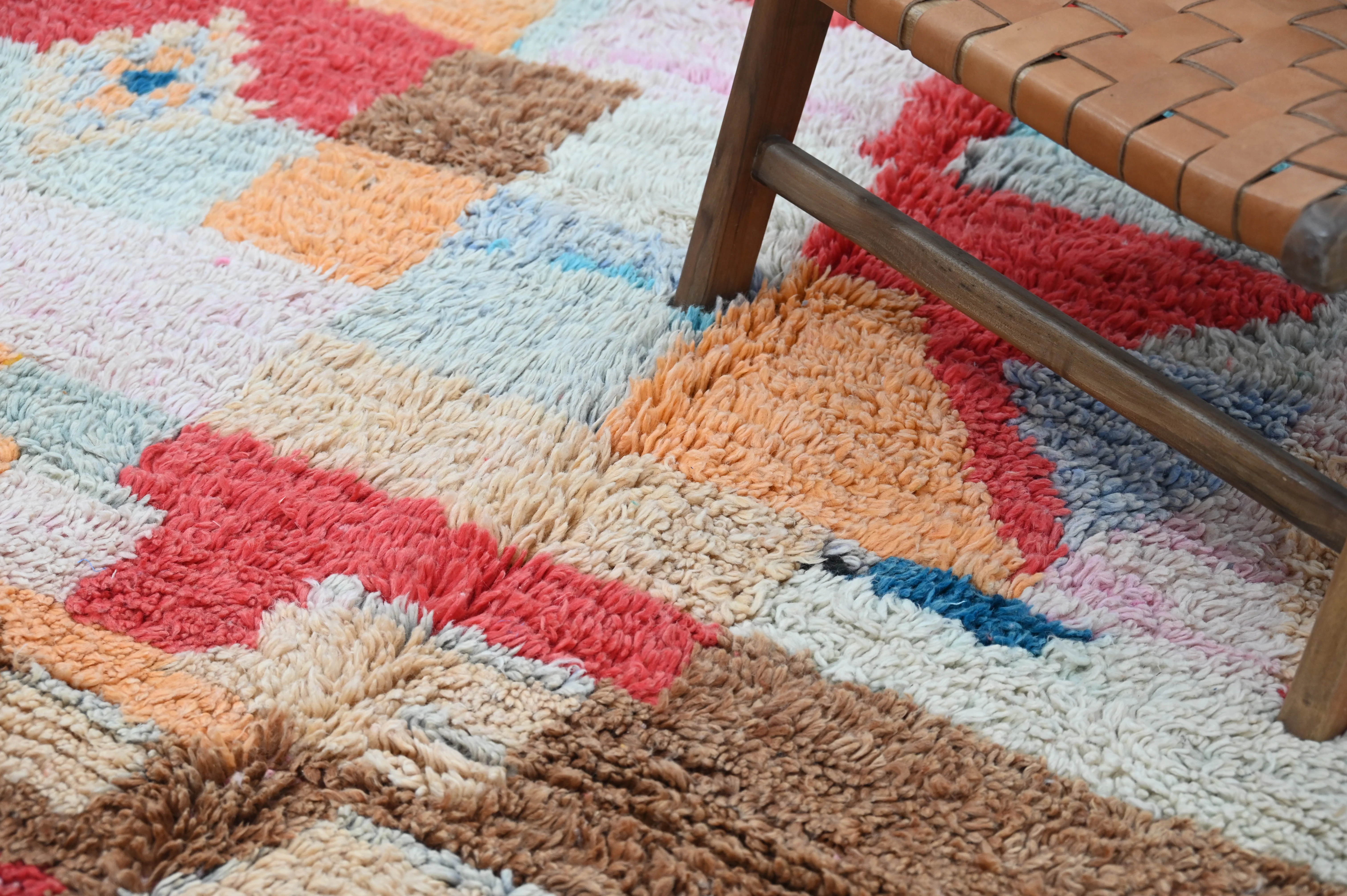 Handmade Azilal Rug, 260 x 155 cm, AZO-717 - Image 4