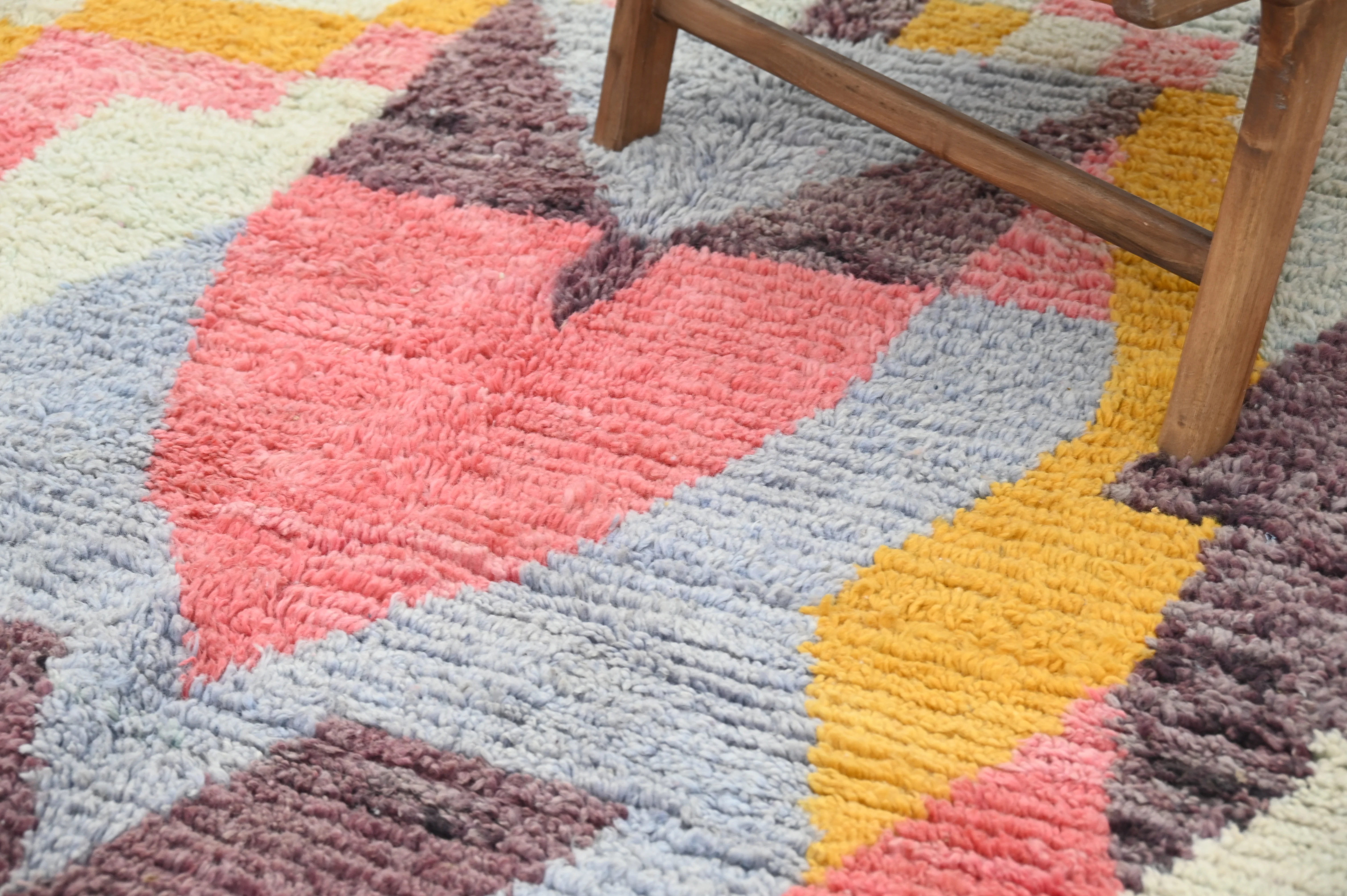 Handmade Azilal Rug, 260 x 160 cm, AZO-711 - Image 4