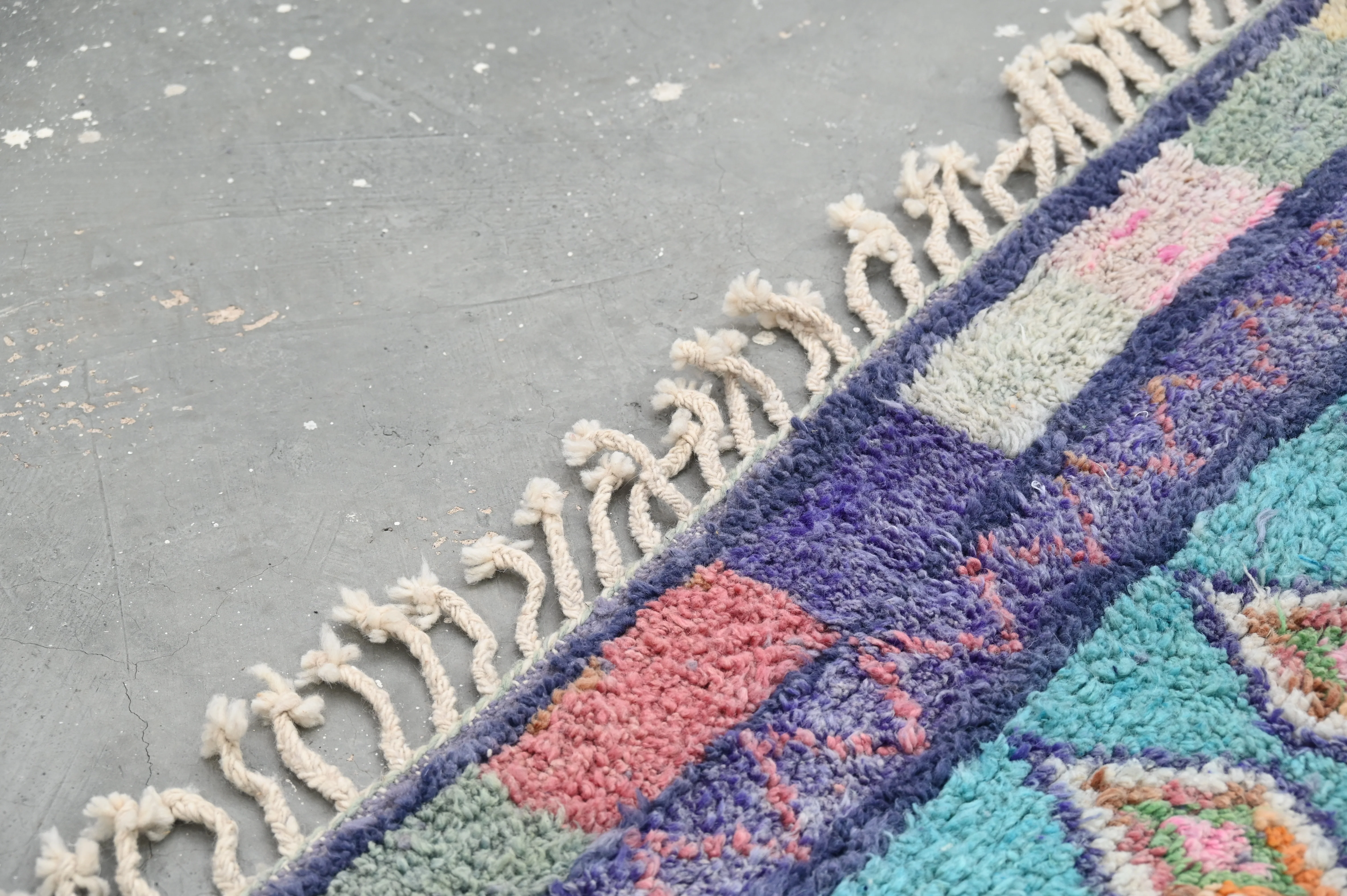 Handmade Azilal Rug, 260 x 165 cm, AZO-690 - Image 7