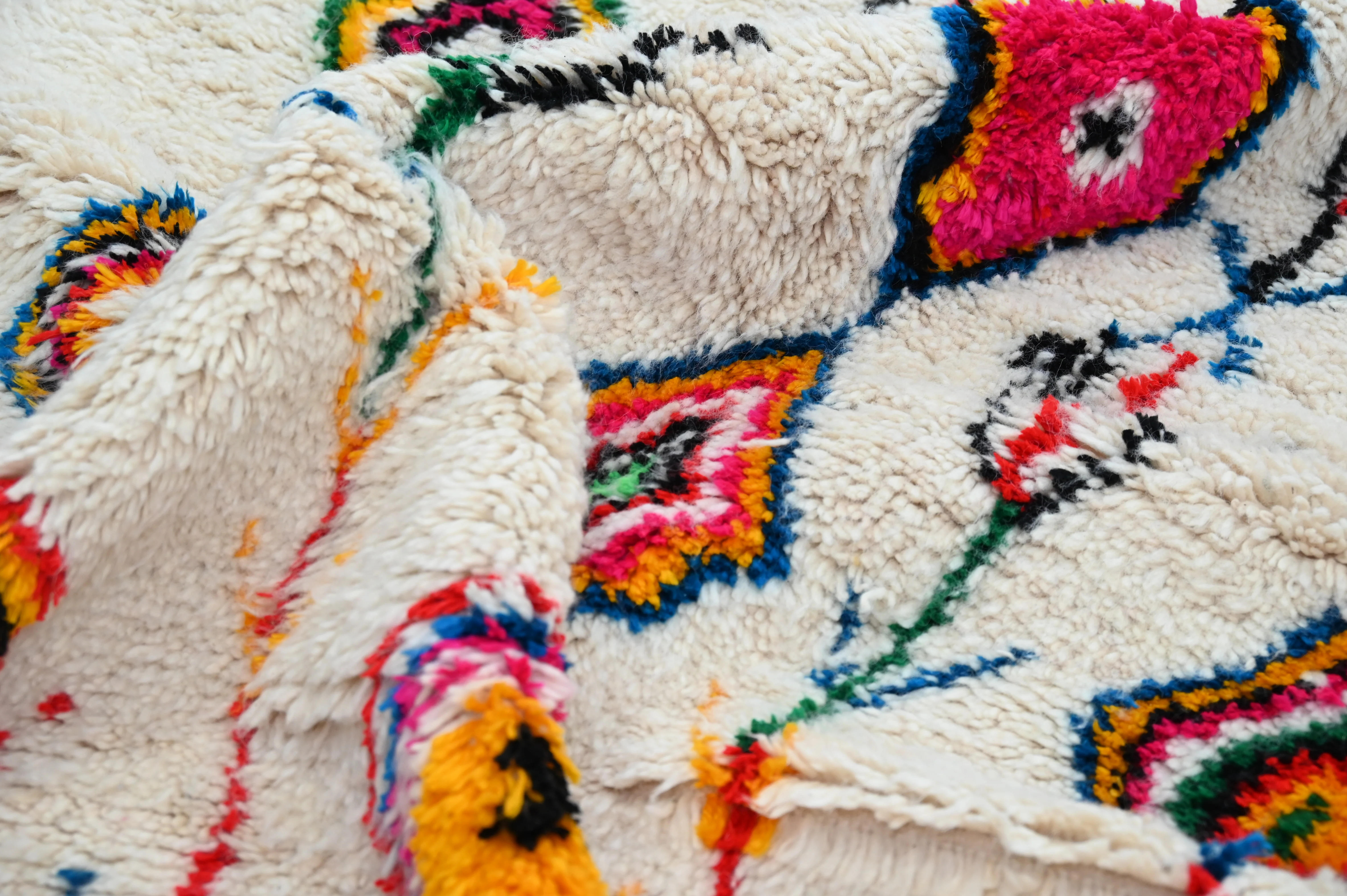 Handmade Azilal Rug, 262 x 157 cm, AZO-402 - Image 3