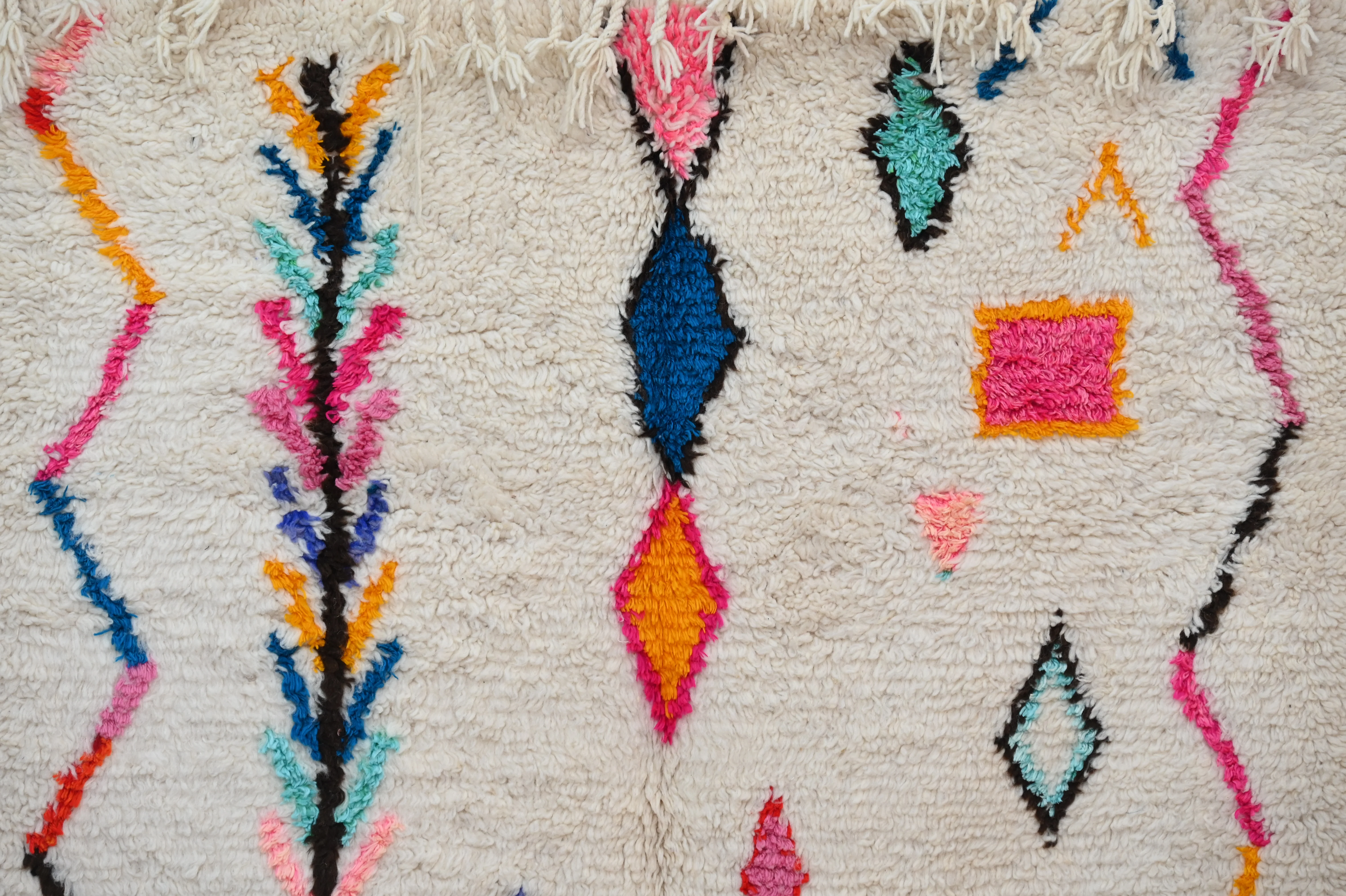 Handmade Azilal Rug, 265 x 140 cm, AZO-774 - Image 7