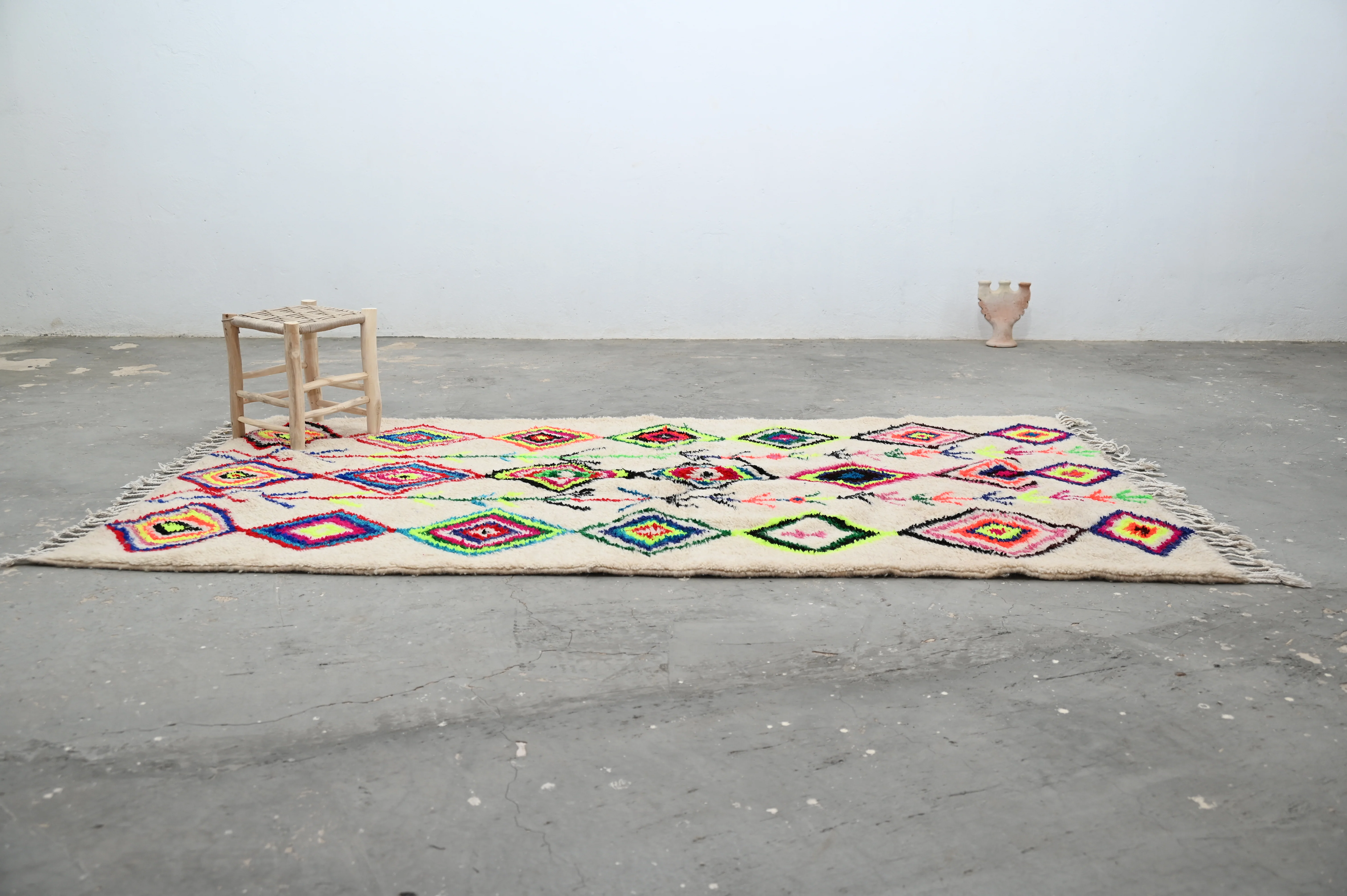 Handmade Azilal Rug, 265 x 150 cm, AZO-411 - Image 2