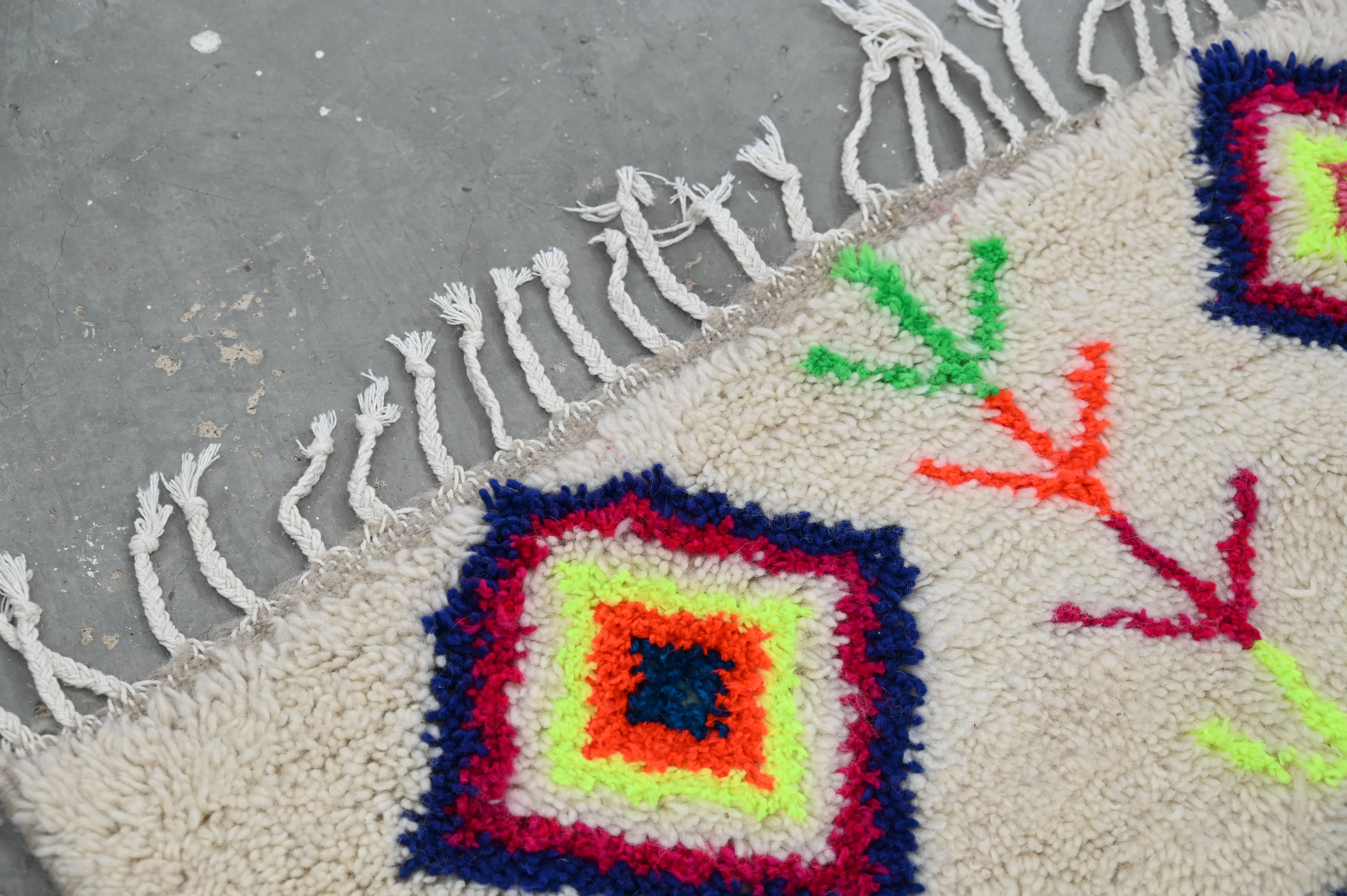 Handmade Azilal Rug, 265 x 150 cm, AZO-411 - Image 6
