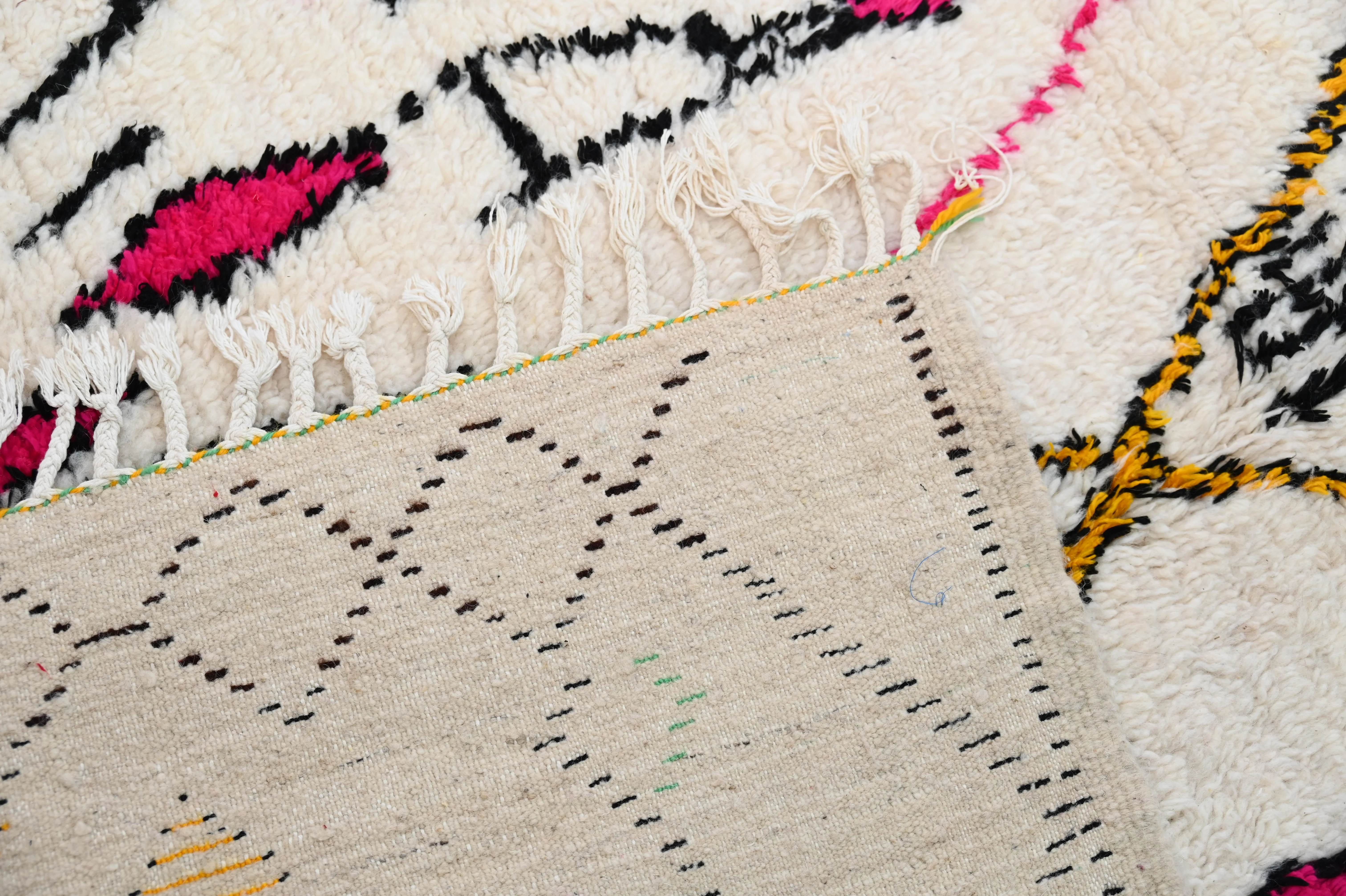 Handmade Azilal Rug, 270 x 145 cm, AZO-773 - Image 6