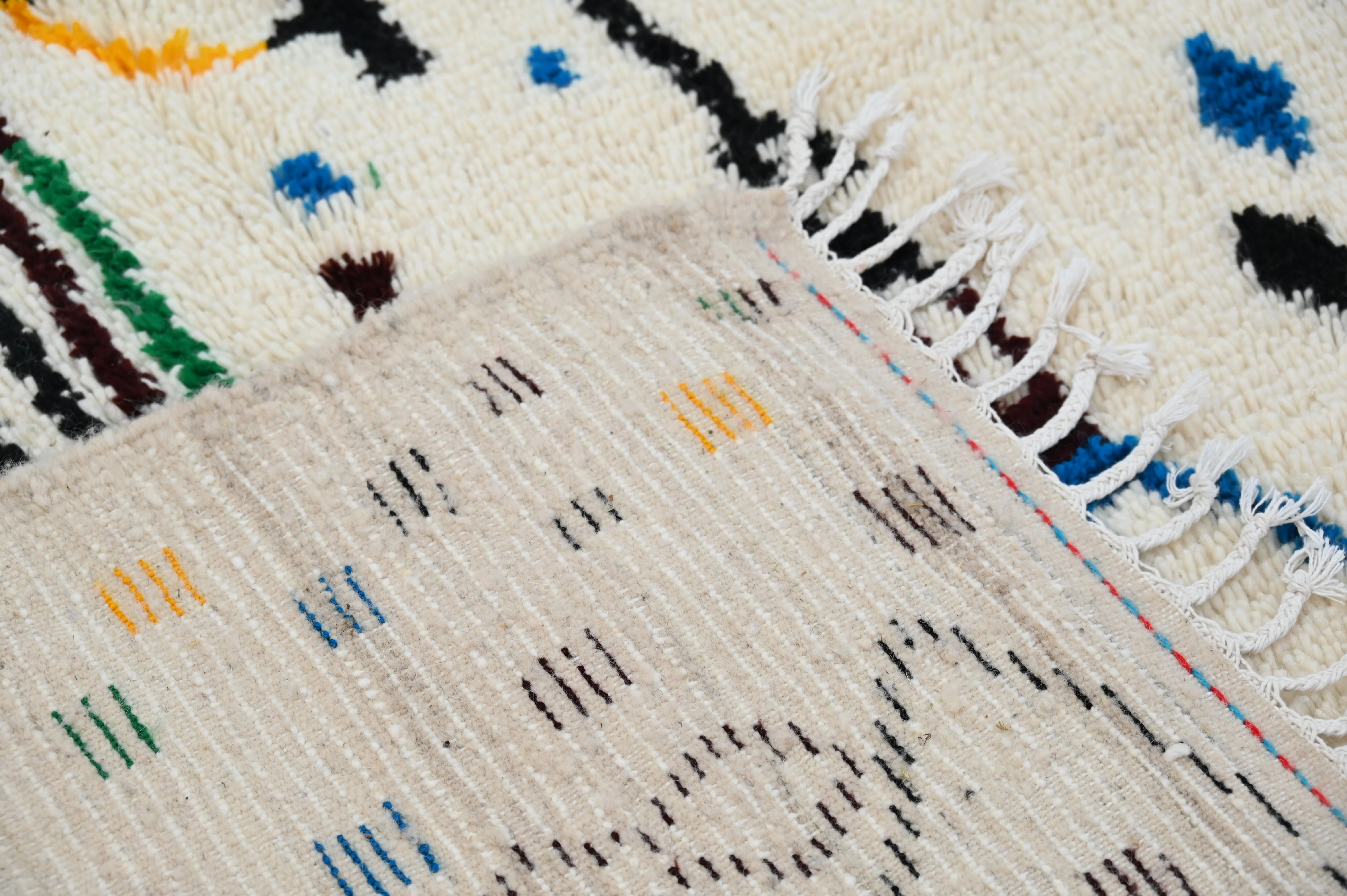 Handmade Azilal Rug, 275 x 155 cm, AZO-510 - Image 8