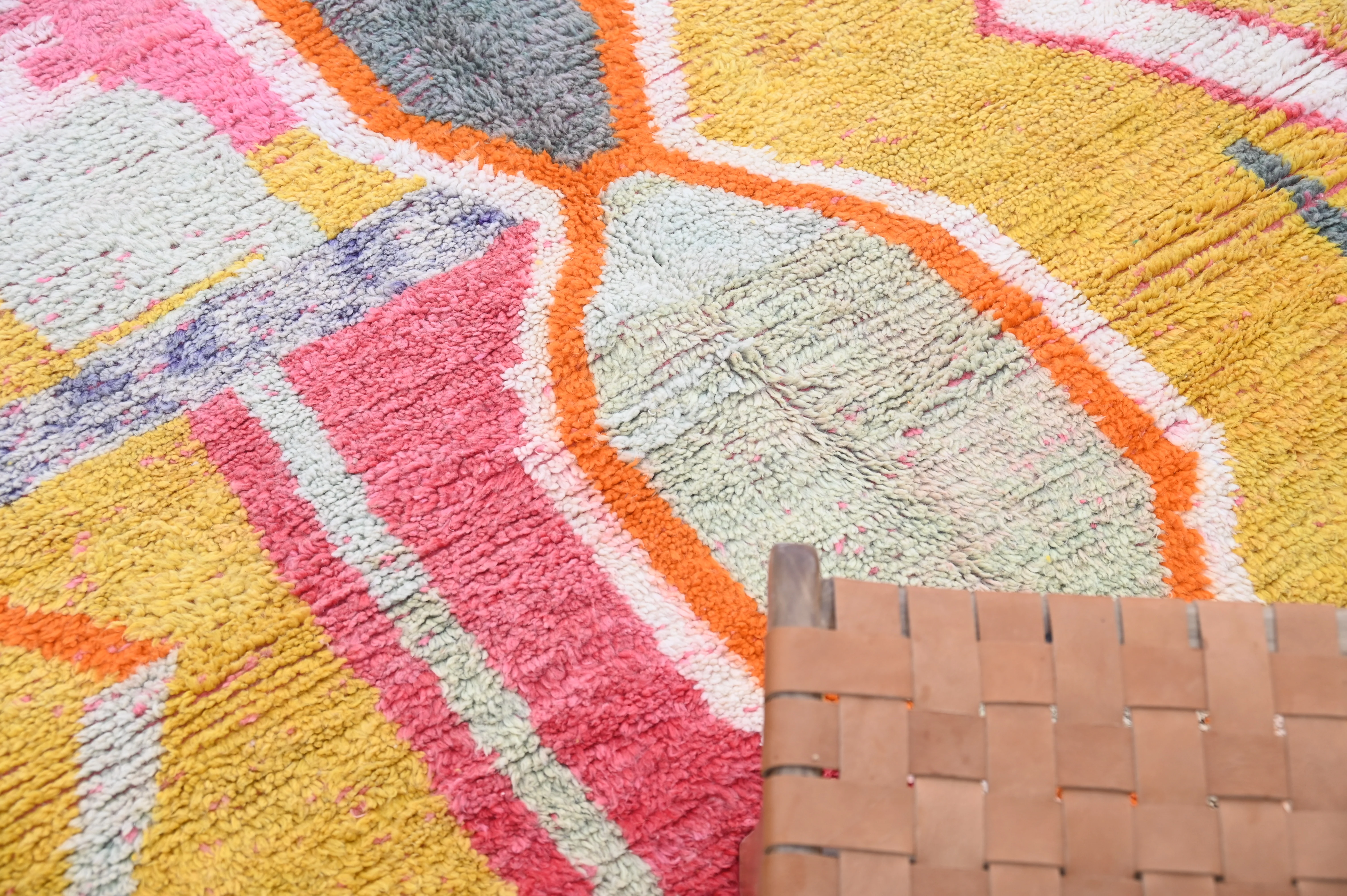 Handmade Azilal Rug, 275 x 155 cm, AZO-707 - Image 3