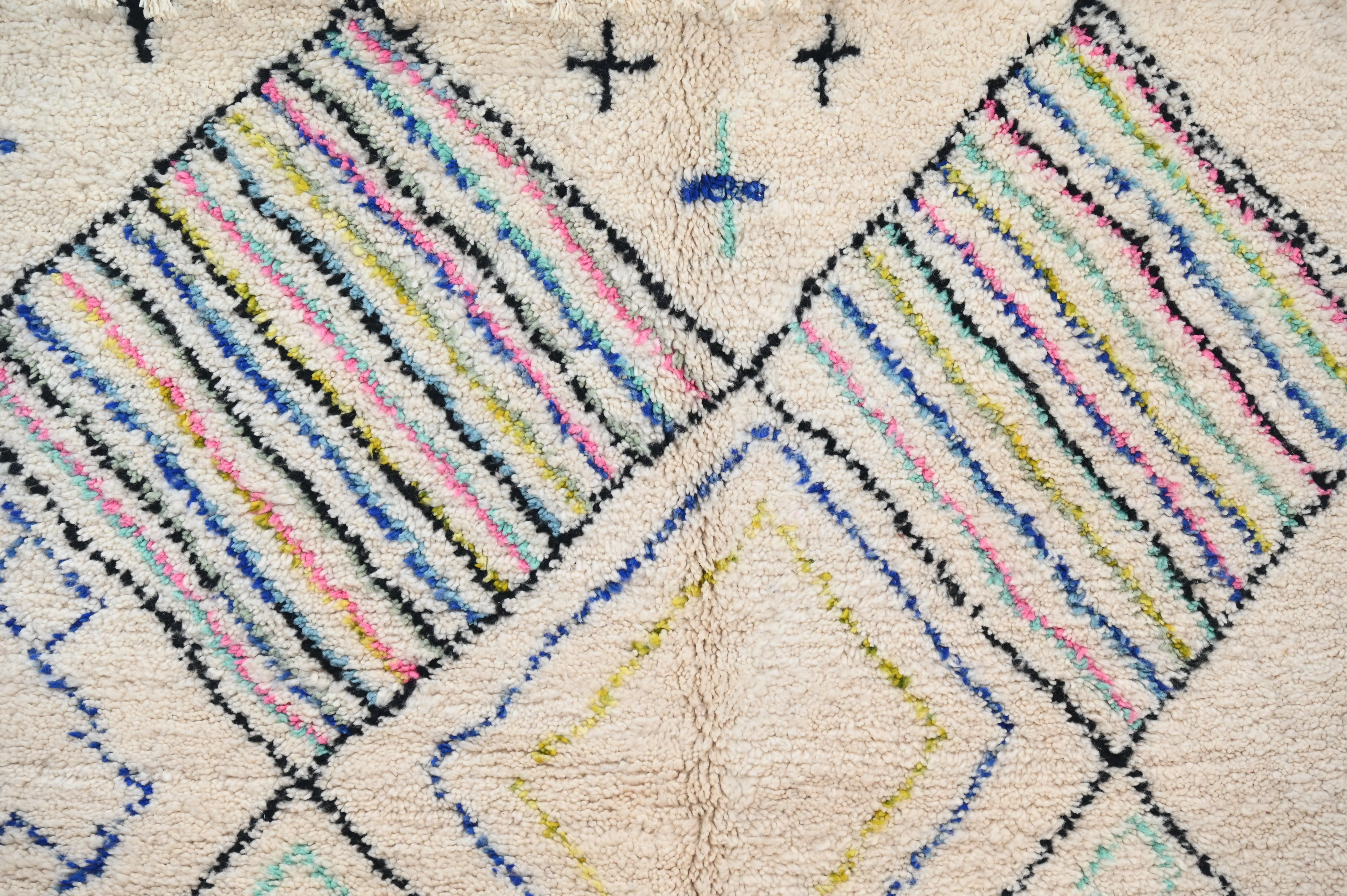 LARGE Azilal Rug, 310 x 205 cm, GO-858 - Image 4