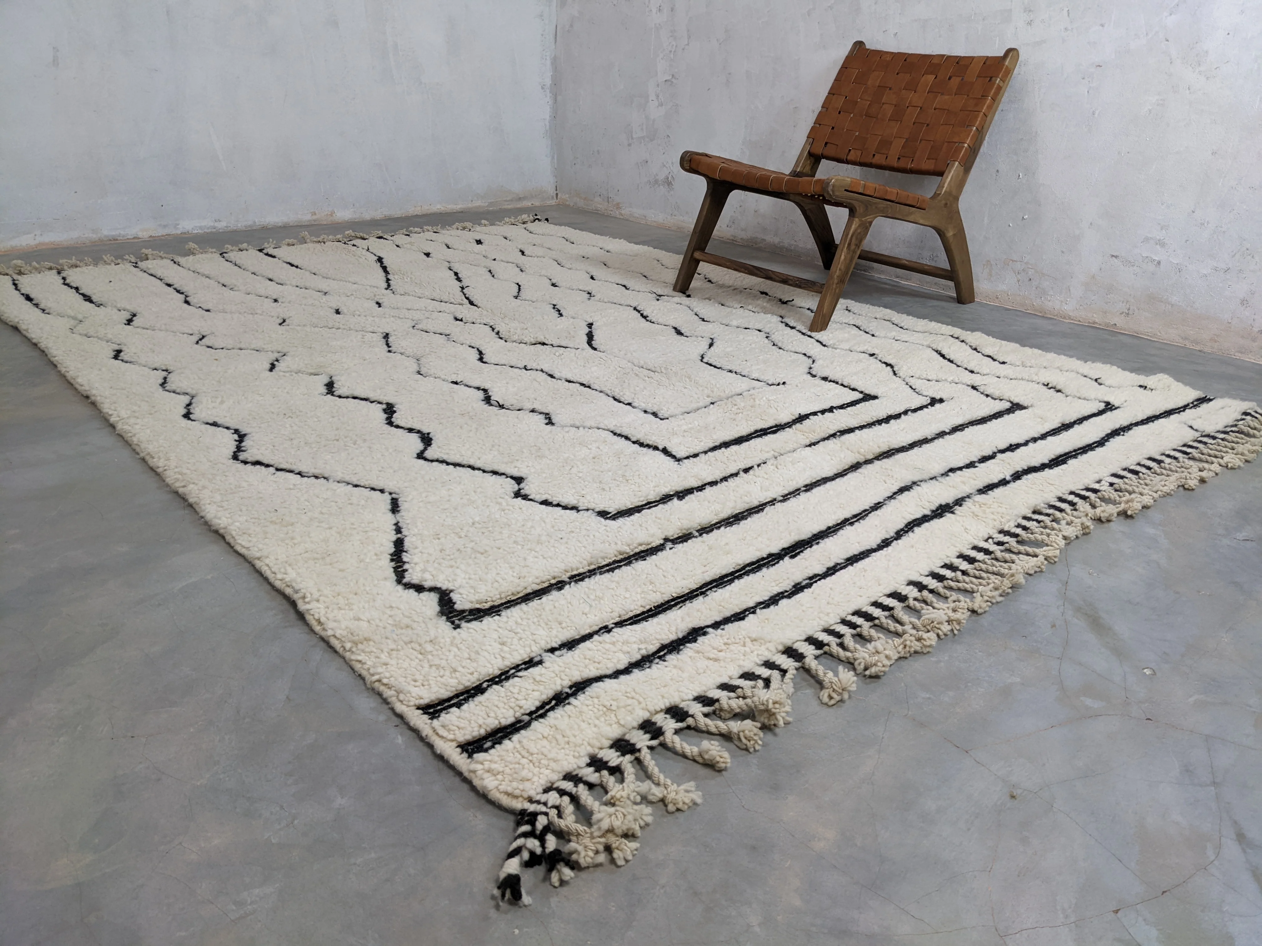 LARGE Beni Ouarain Rug, 285 x 205 cm || 9,35 x 6,73 feet, G-317 - Image 7