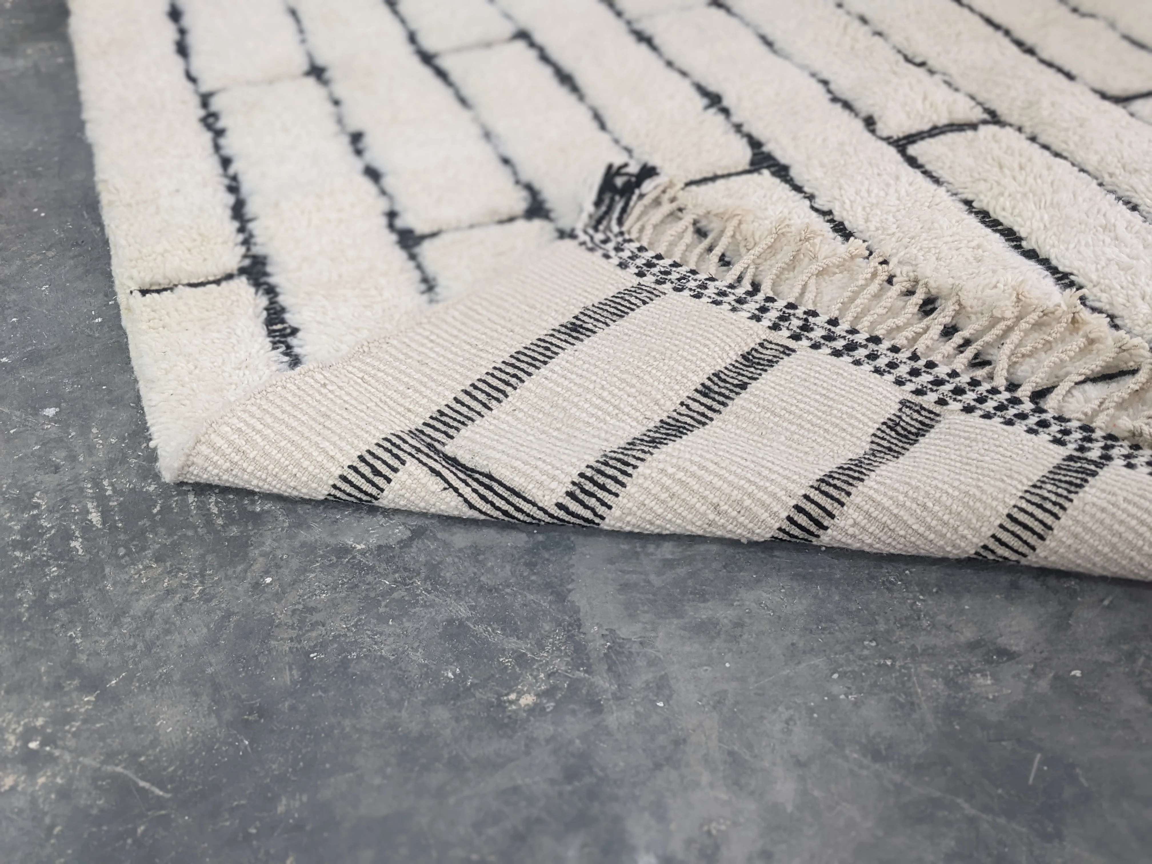 LARGE Beni Ouarain Rug, 285 x 215 cm || 9,35 x 7,05 feet, G-339 - Image 4