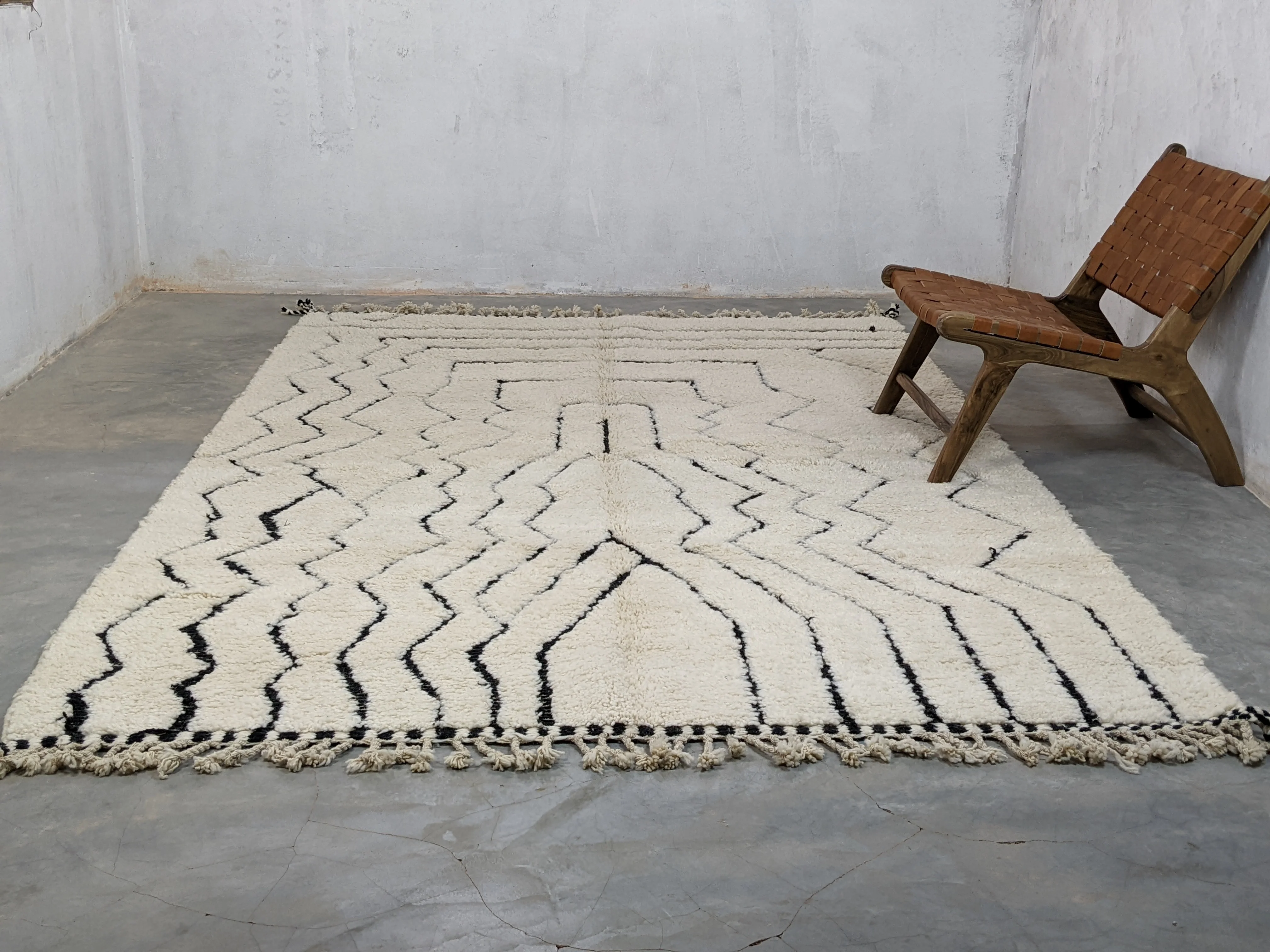 LARGE Beni Ouarain Rug, 290 x 202 cm || 9,51 x 6,63 feet, G-262 - Image 5