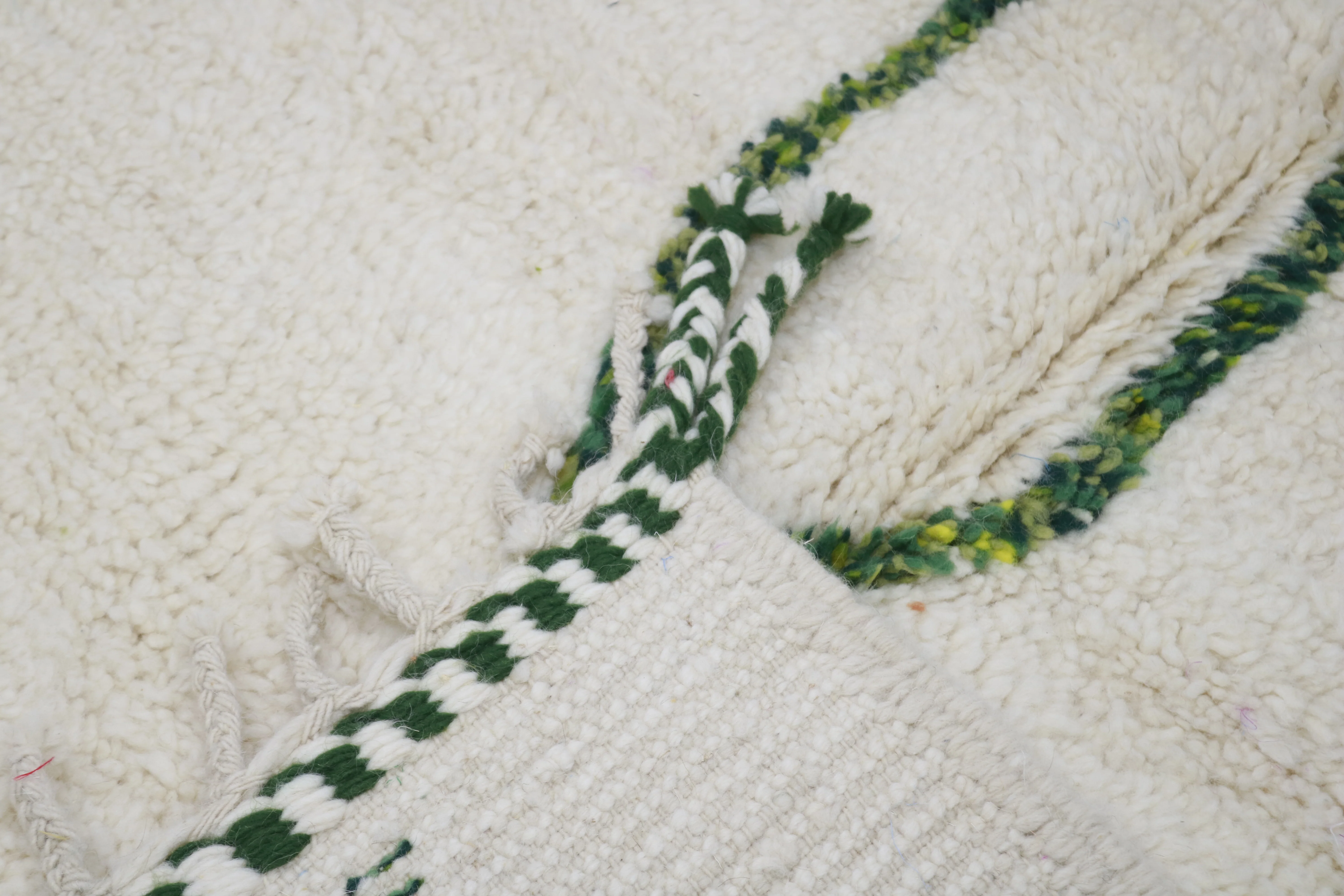 Large Beni Ouarain Rug 295×210 cm – Ivory & Forest Green, GO-962 - Image 4