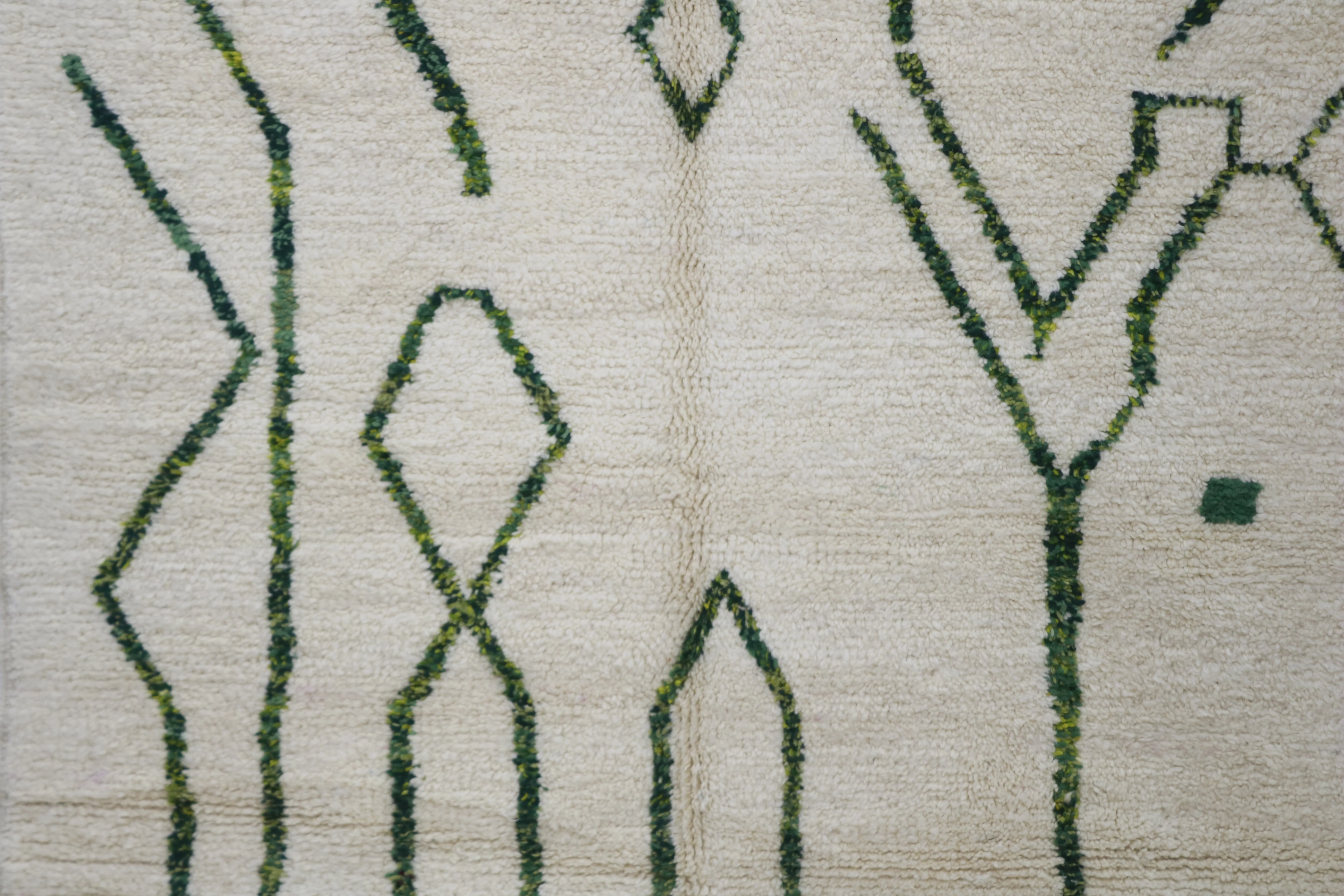 Large Beni Ouarain Rug 295×210 cm – Ivory & Forest Green, GO-962 - Image 7