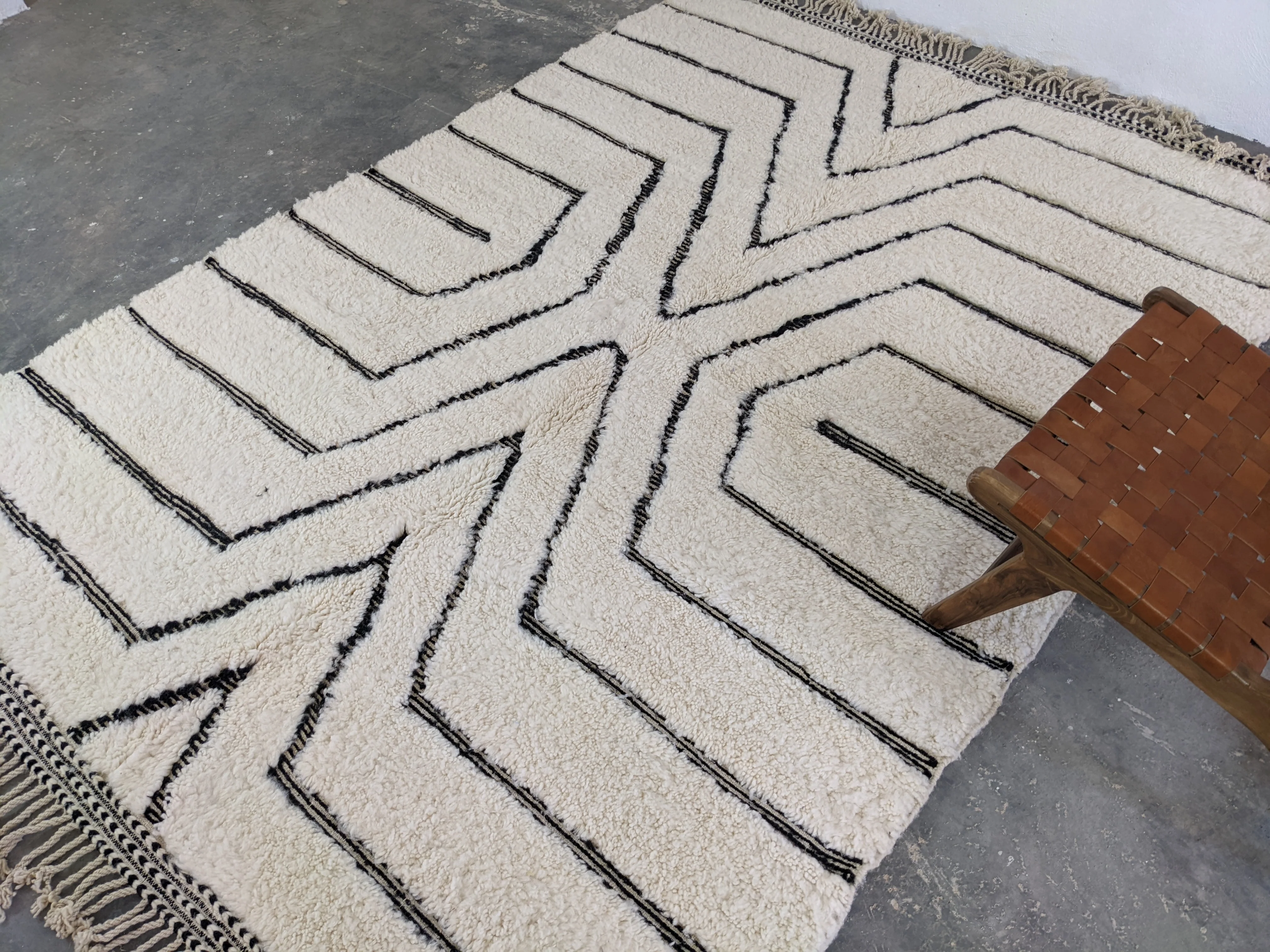 LARGE Beni Ouarain Rug, 295 x 215 cm || 9,68 x 7,05 feet, G-384 - Image 6
