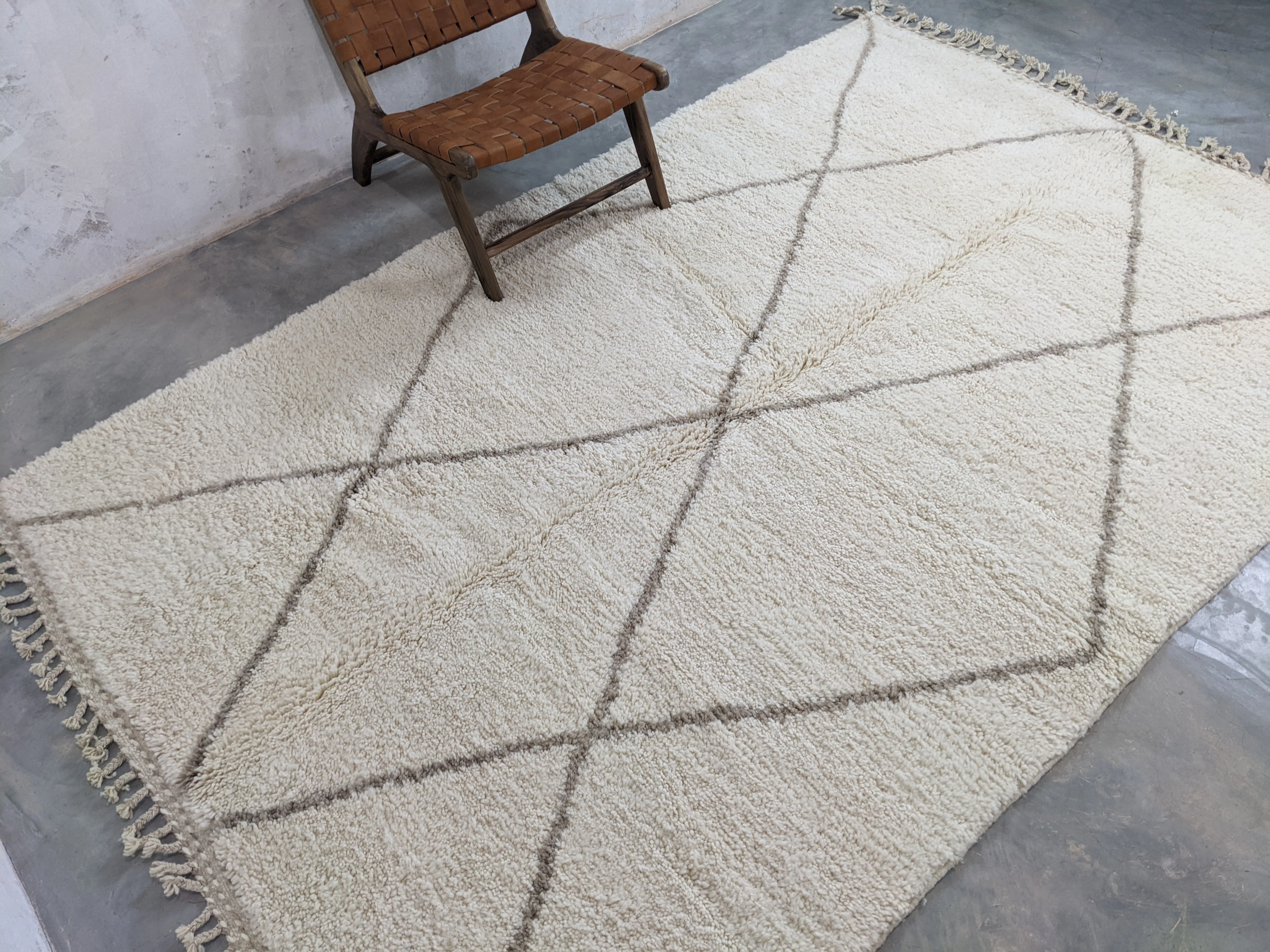 LARGE Beni Ouarain Rug, 300 x 195 cm || 9,84 x 6,4 feet, G-292 - Image 6