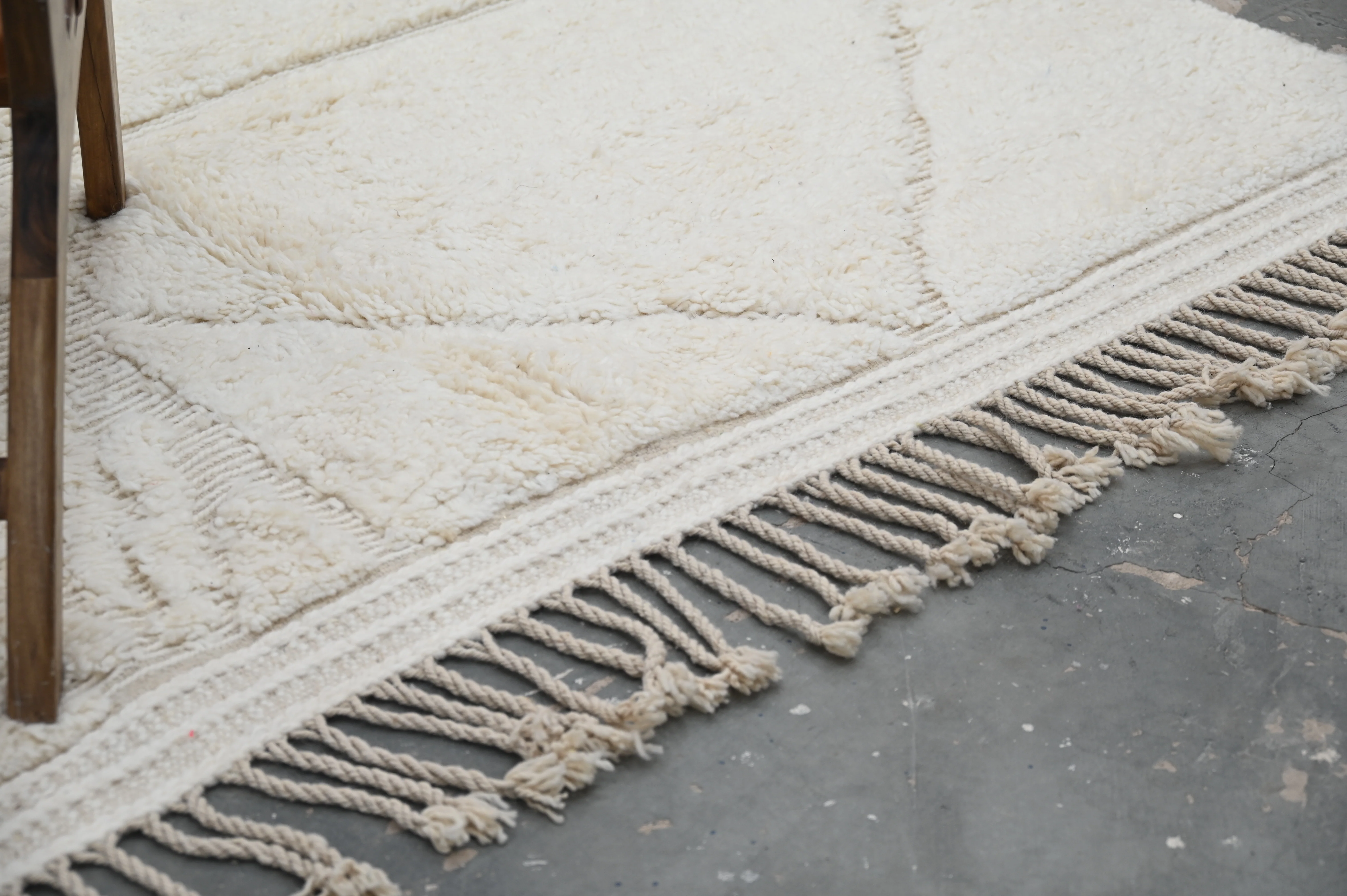 LARGE Beni Ouarain Rug, 300 x 205 cm, GO-832 - Image 4
