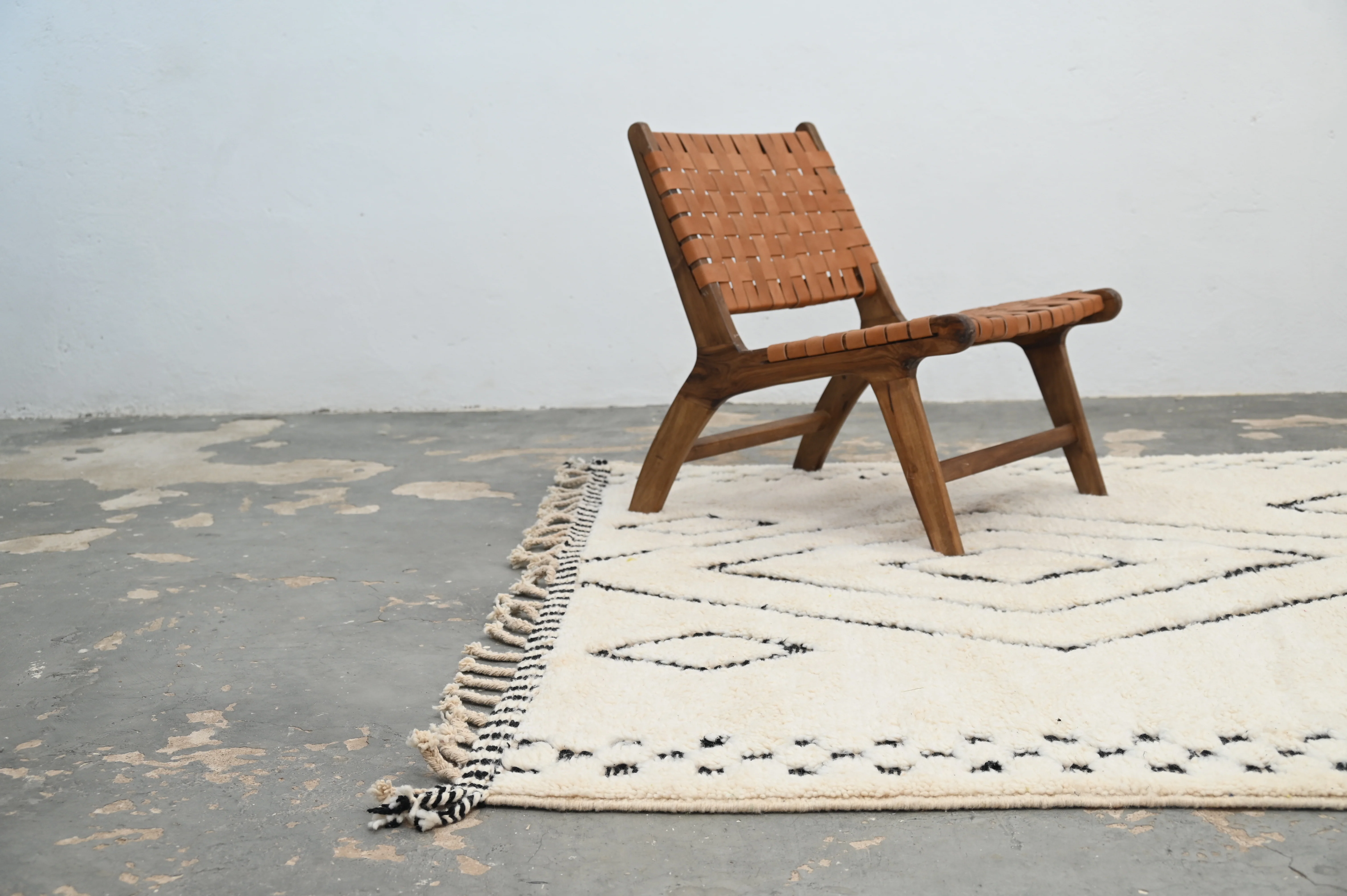 LARGE Beni Ouarain Rug, 300 x 215 cm, GO-835 - Image 5