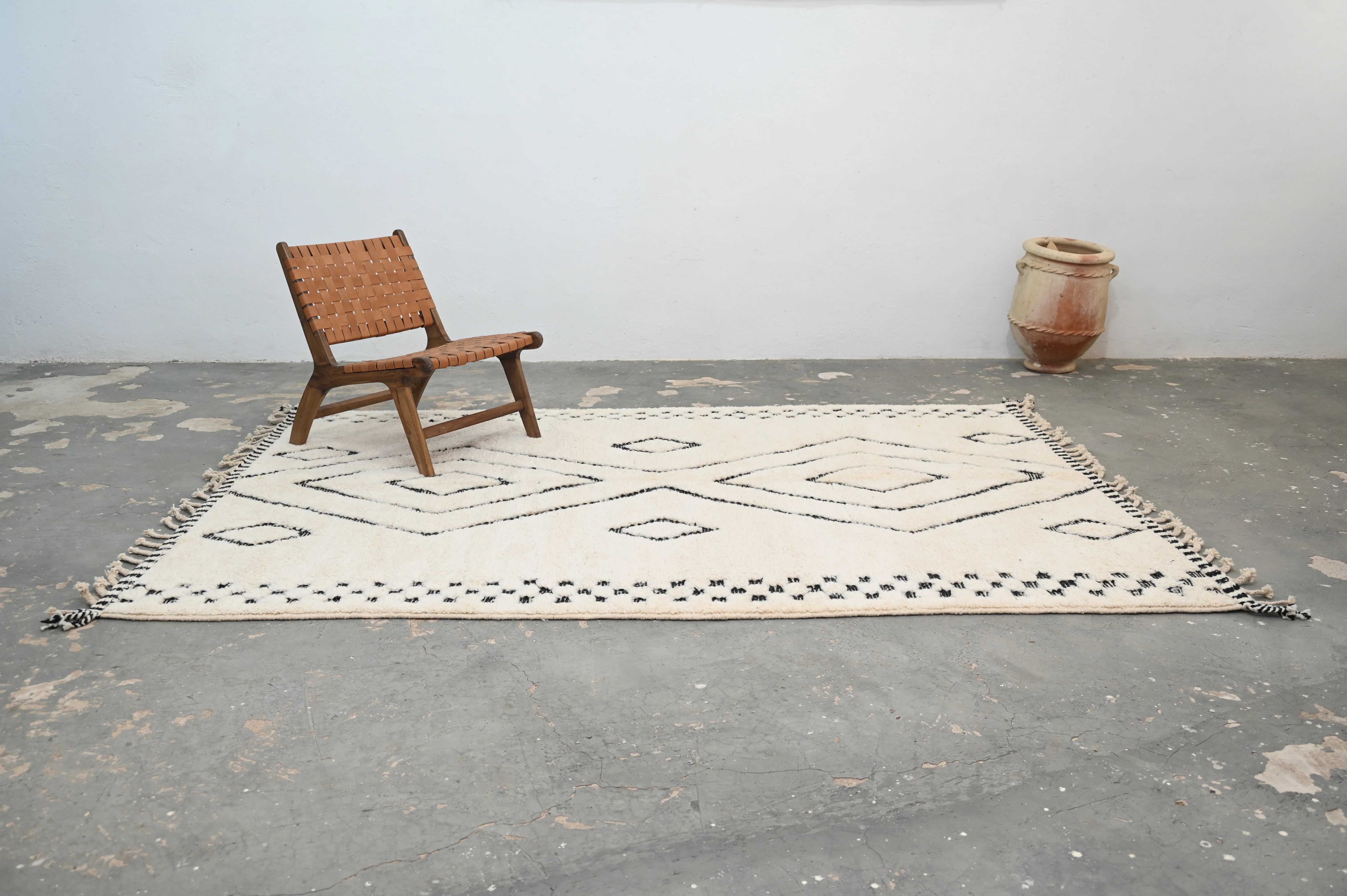 LARGE Beni Ouarain Rug, 300 x 215 cm, GO-835 - Image 9