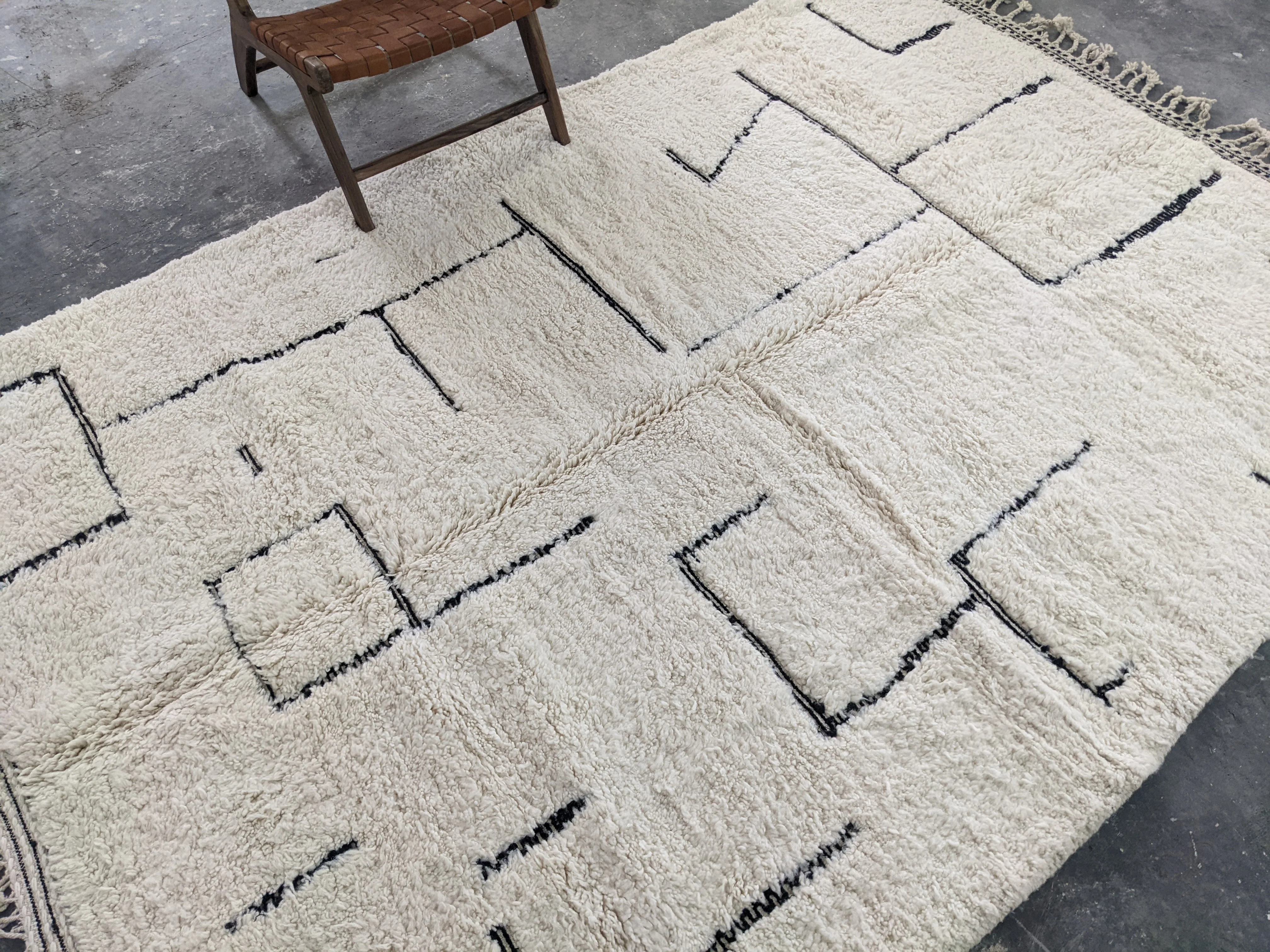 LARGE Beni Ouarain Rug, 305 x 215 cm || 10,01 x 7,05 feet, G-322 - Image 3
