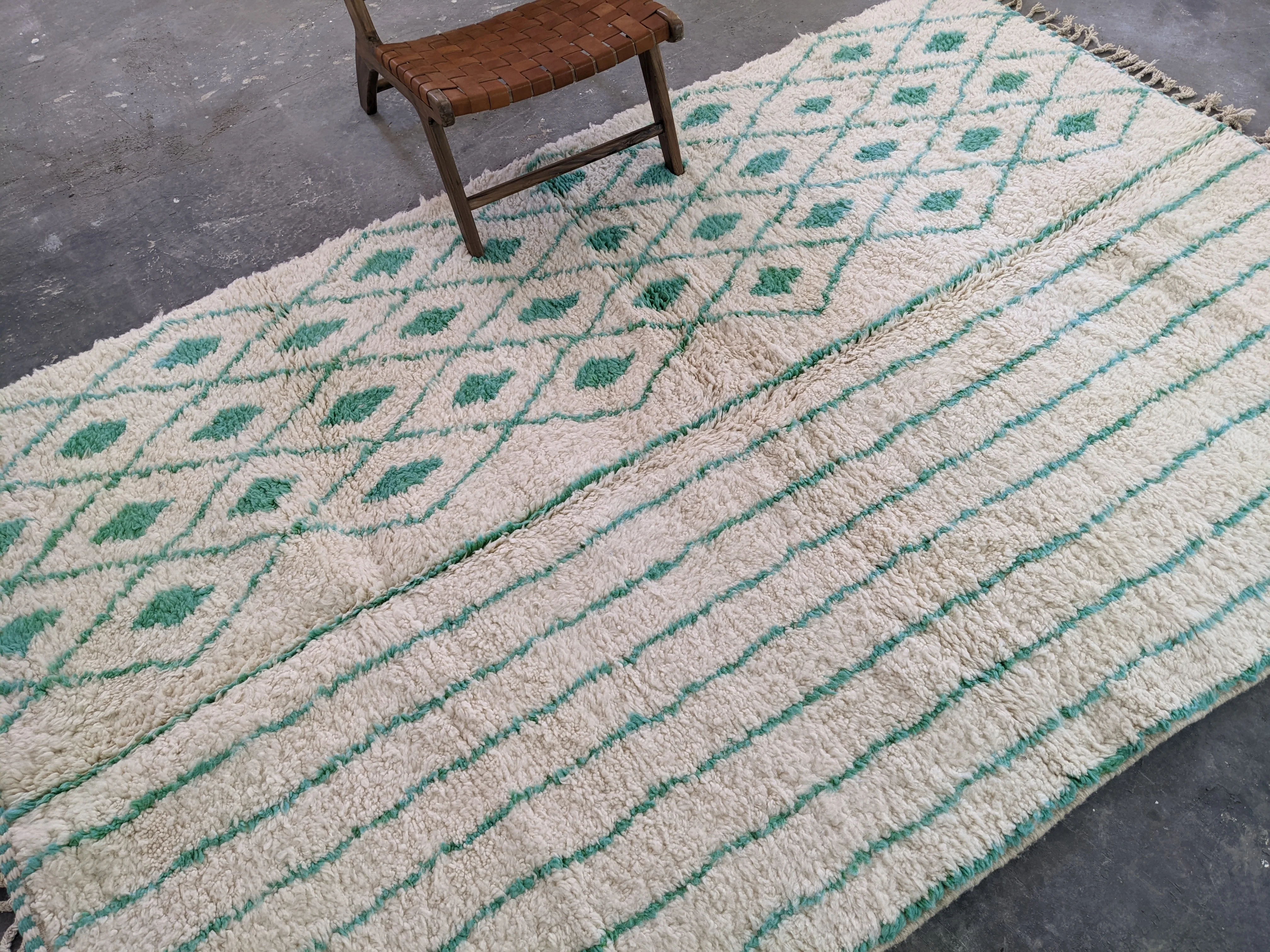 LARGE Beni Ouarain Rug, 310 x 195 cm || 10,17 x 6,4 feet, G-362 - Image 3