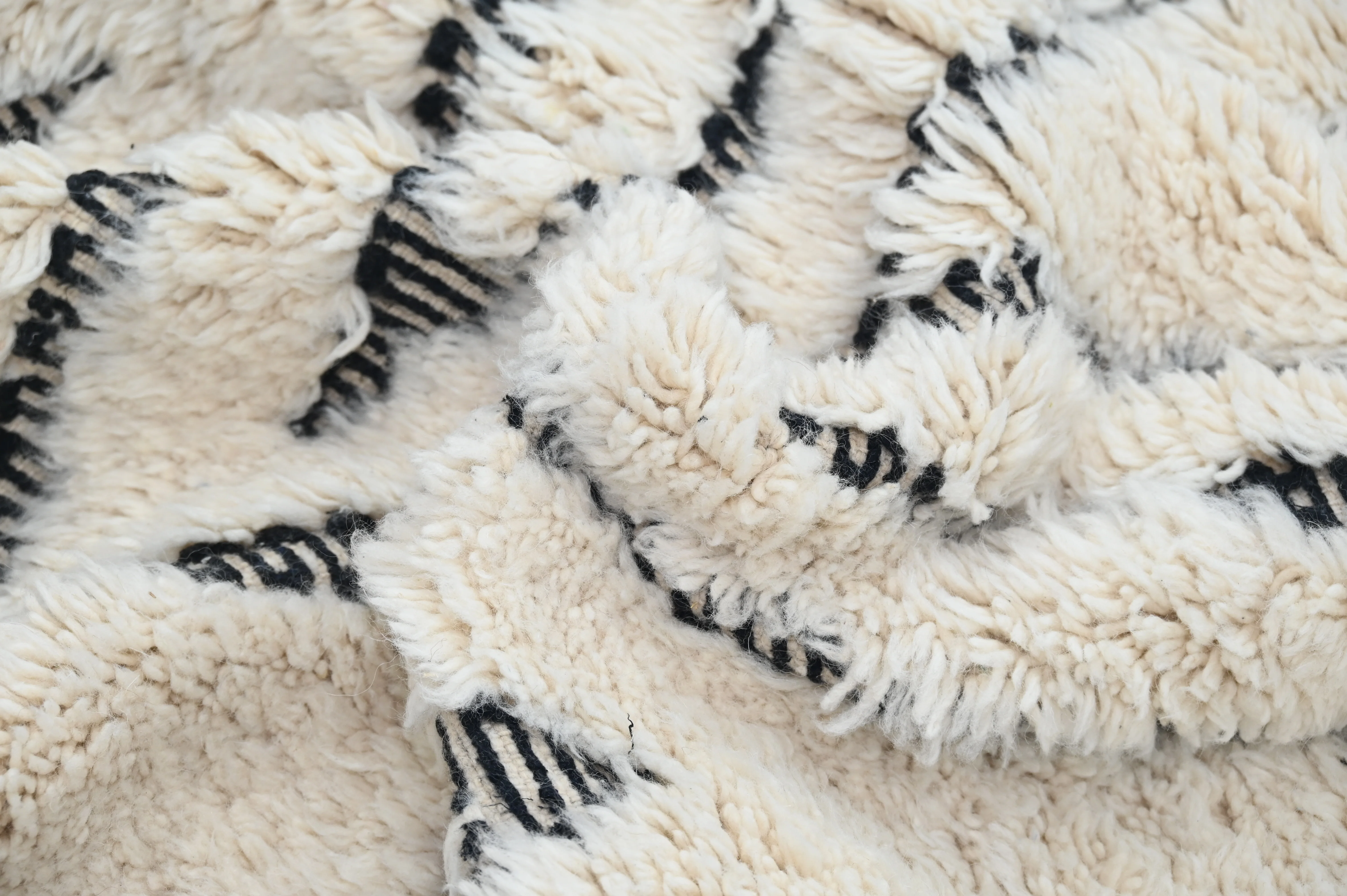 LARGE Beni Ouarain Rug, 310 x 200 cm, GO-813 - Image 5