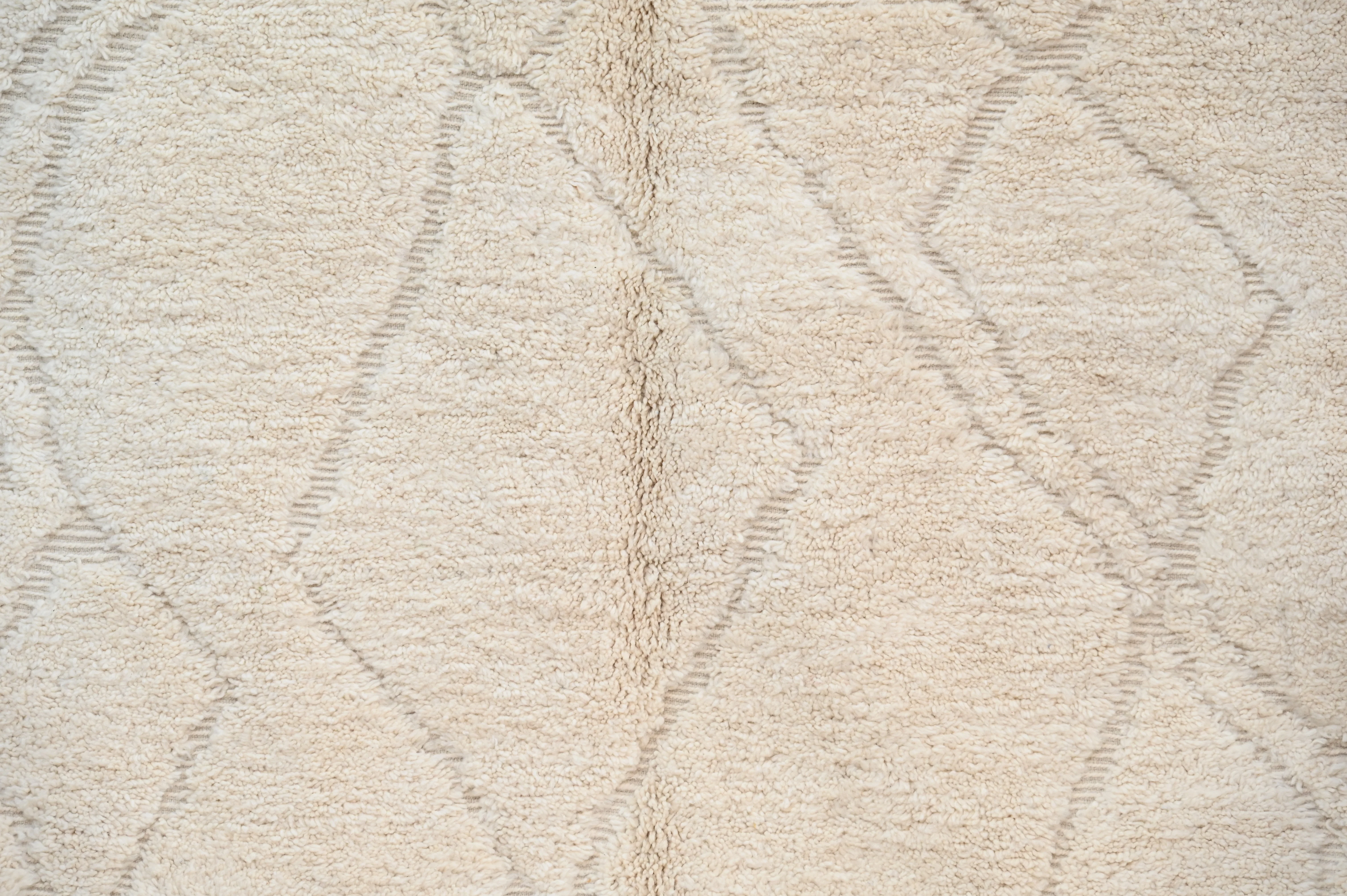LARGE Beni Ouarain Rug, 310 x 205 cm, GO-838 - Image 6