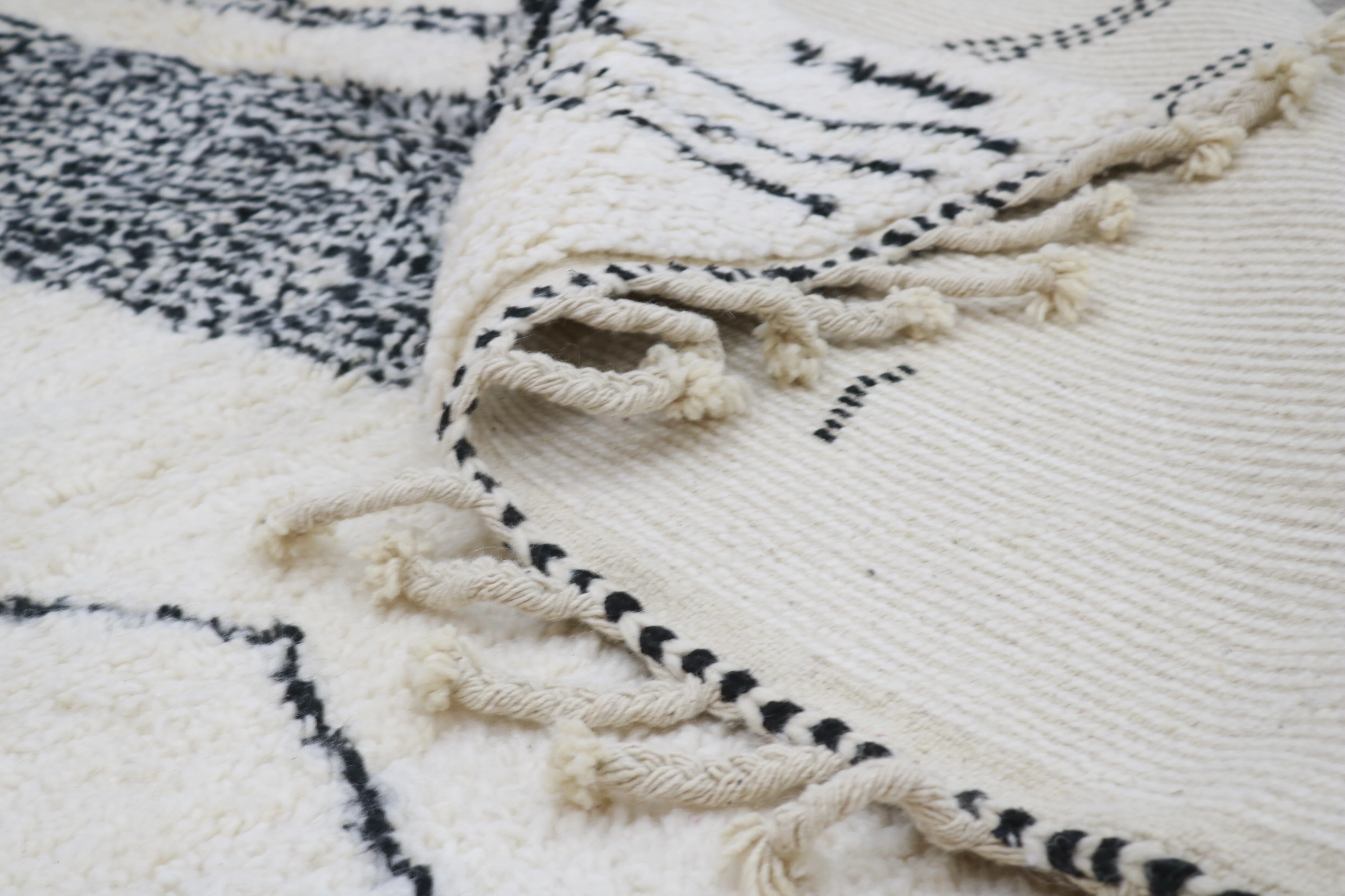 LARGE Beni Ouarain Rug, 310 x 205 cm, GO-920 - Image 6